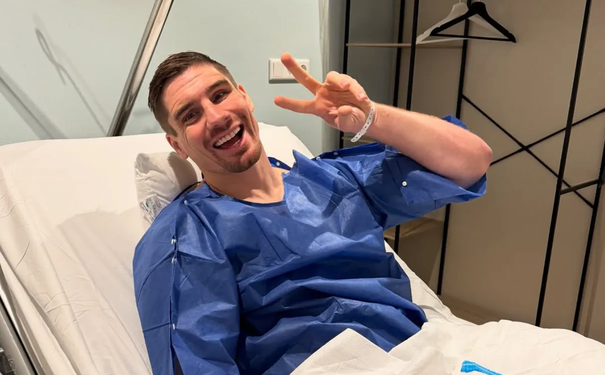 Terwijl Ben Saddik en Bonjasky Verhoeven uit de tent proberen te lokken focust de wereldkampioen zich op een hele andere sport