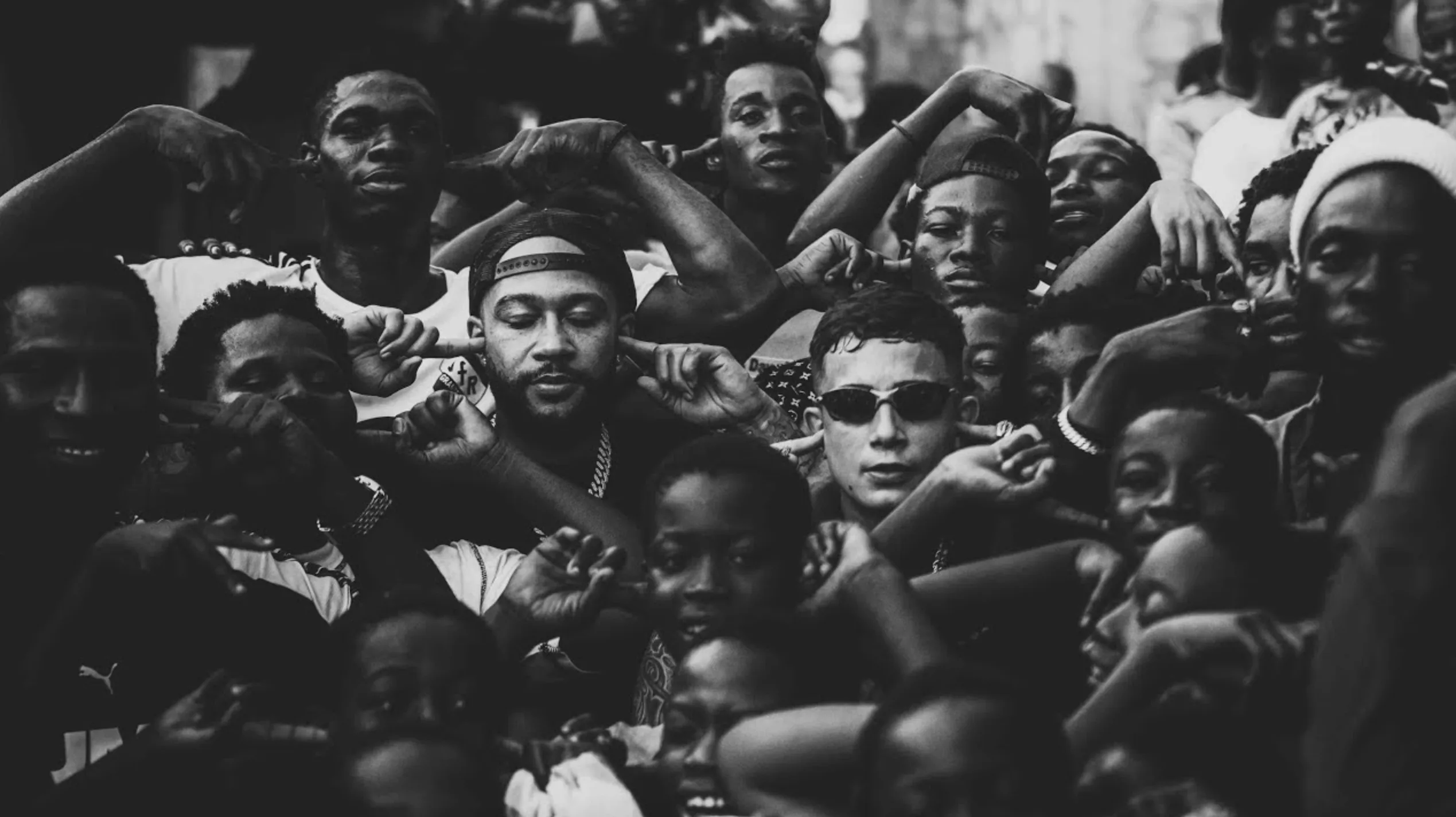 Memphis Depay dropt Falando com as Favelas EP en gelijknamige video met Braziliaanse MC Hariel