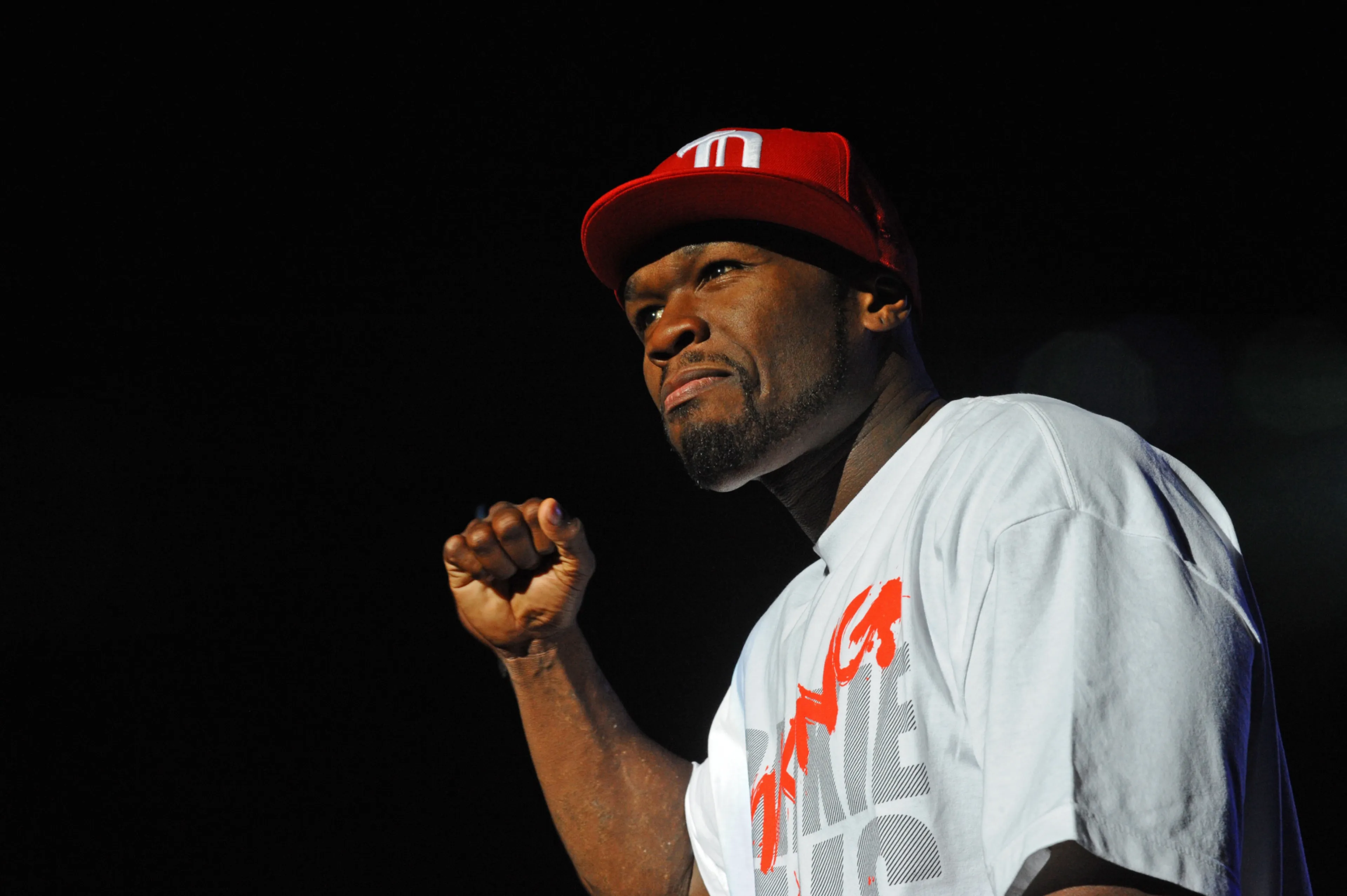 50 Cent kan zijn lach niet inhouden nadat hoofdverdachte Tupac-moord in tranen uitbarst