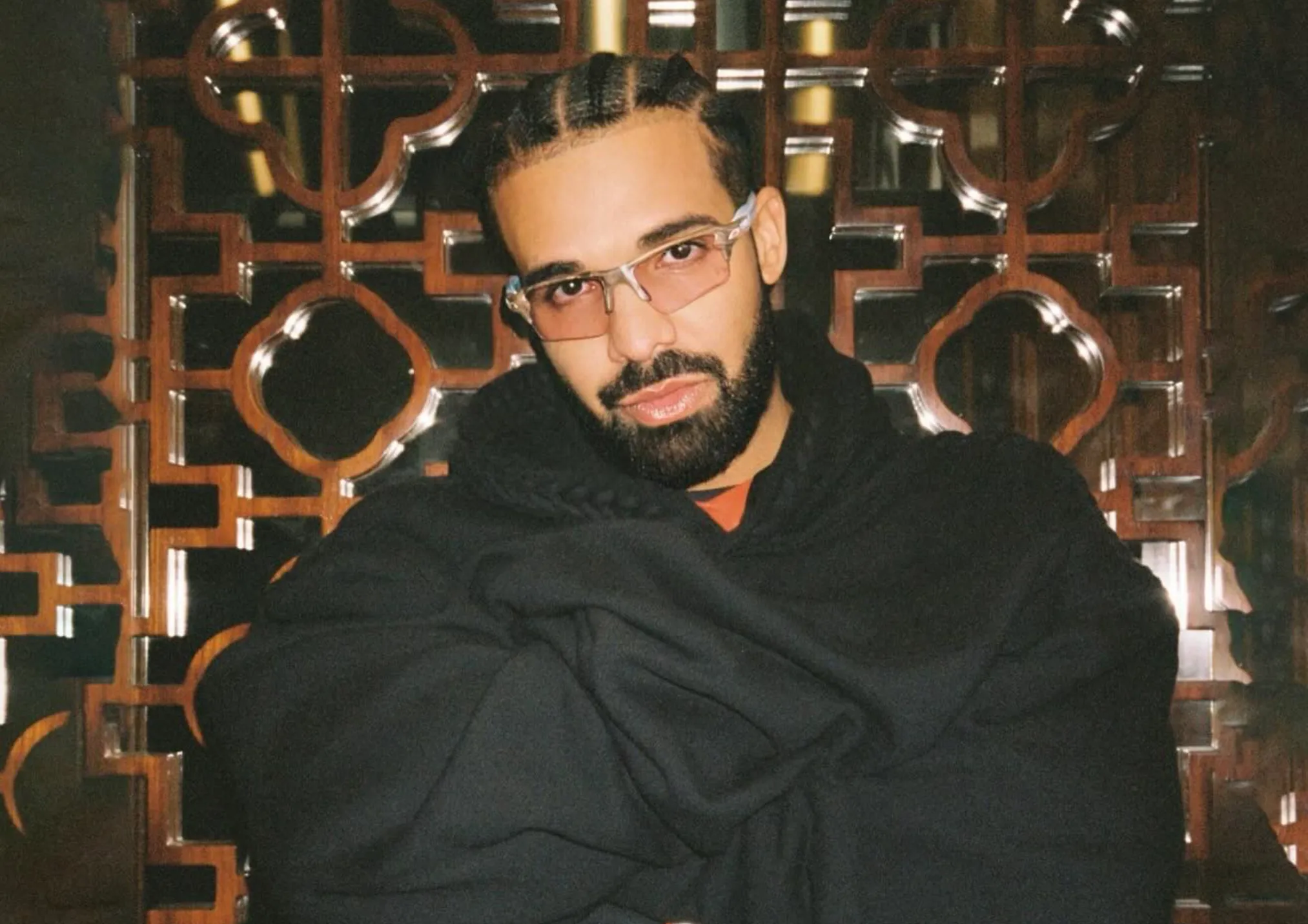 Drake boekt eerste kleine overwinning in rechtszaak tegen Universal Music en mag o.a. Kendrick Lamar's contract inzien
