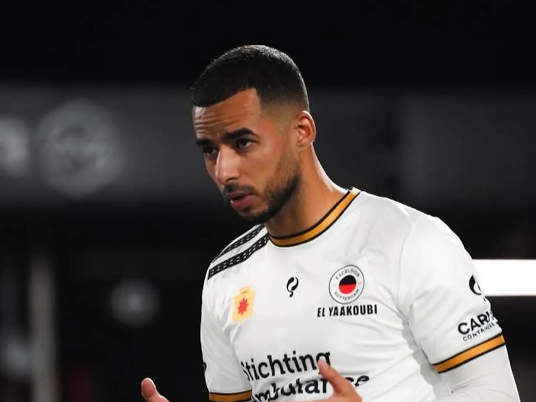 Tim Hofman gaat met BOOS achter oud RKC Speler en zijn stichting aan