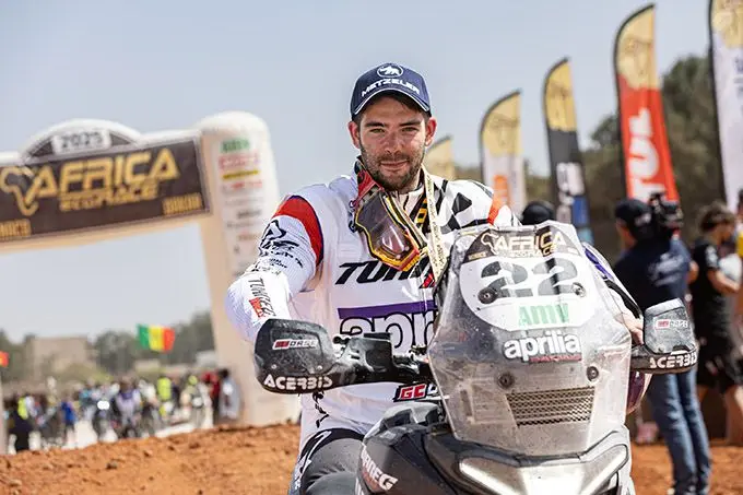 01 apriliatuareg aer25 stage12 04