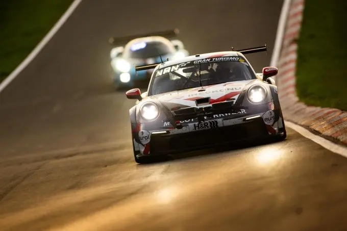 coronel porsche 911 gt3 nurburgring 2