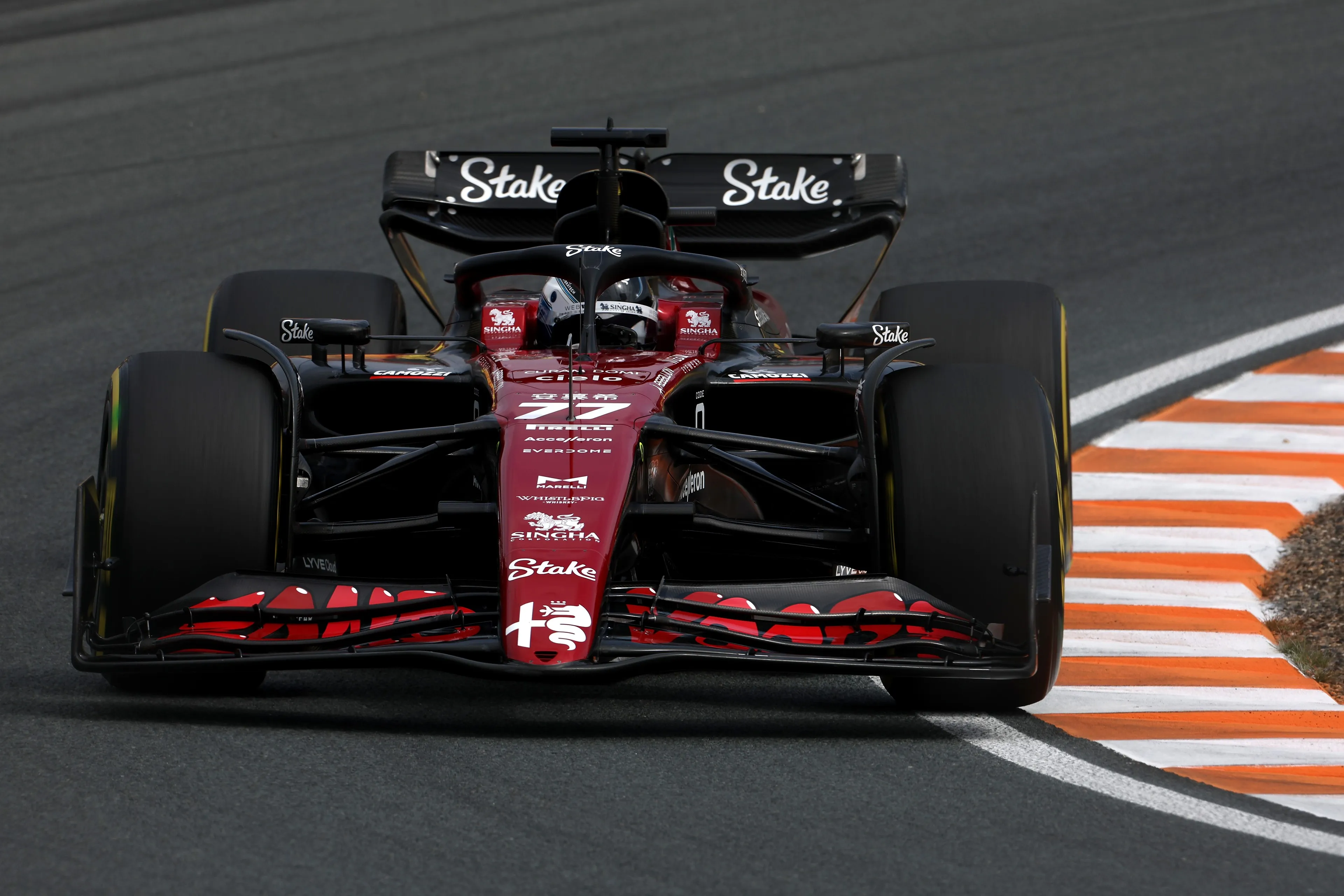 valtteri bottas alfaromeo car9