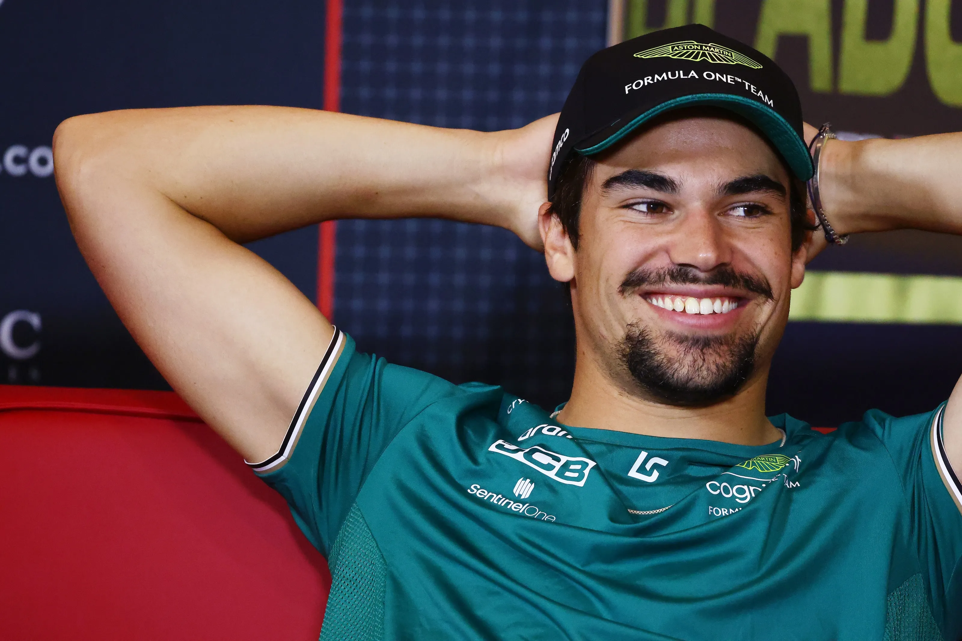 Hulkenberg Finds Excuse For Stroll After Crash With Ricciardo