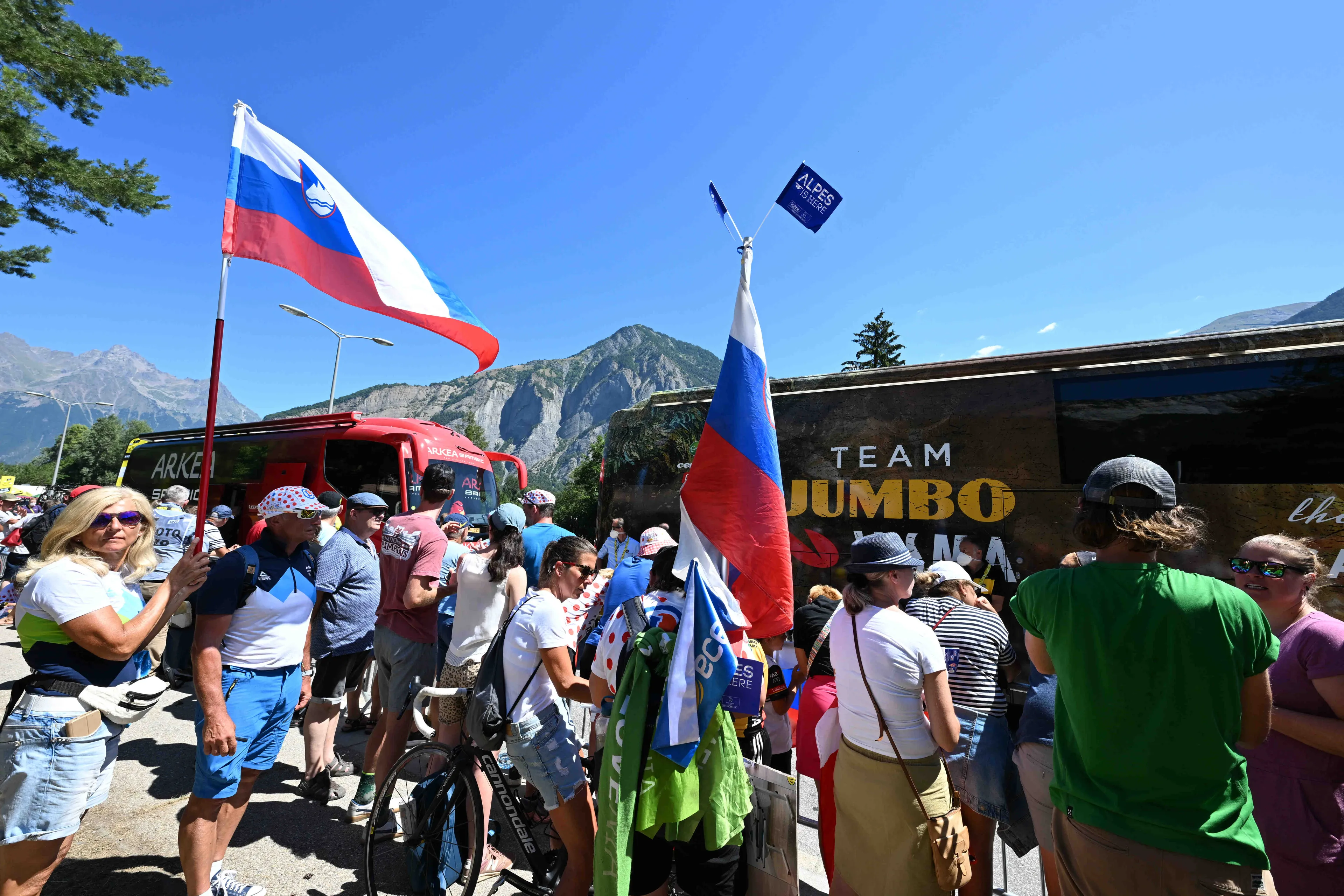 "Er ist auch ein sehr vielseitiger Fahrer" - Bart Lemmen von Jumbo-Visma, der den Spitznamen 'der Roglic der Niederlande' trägt