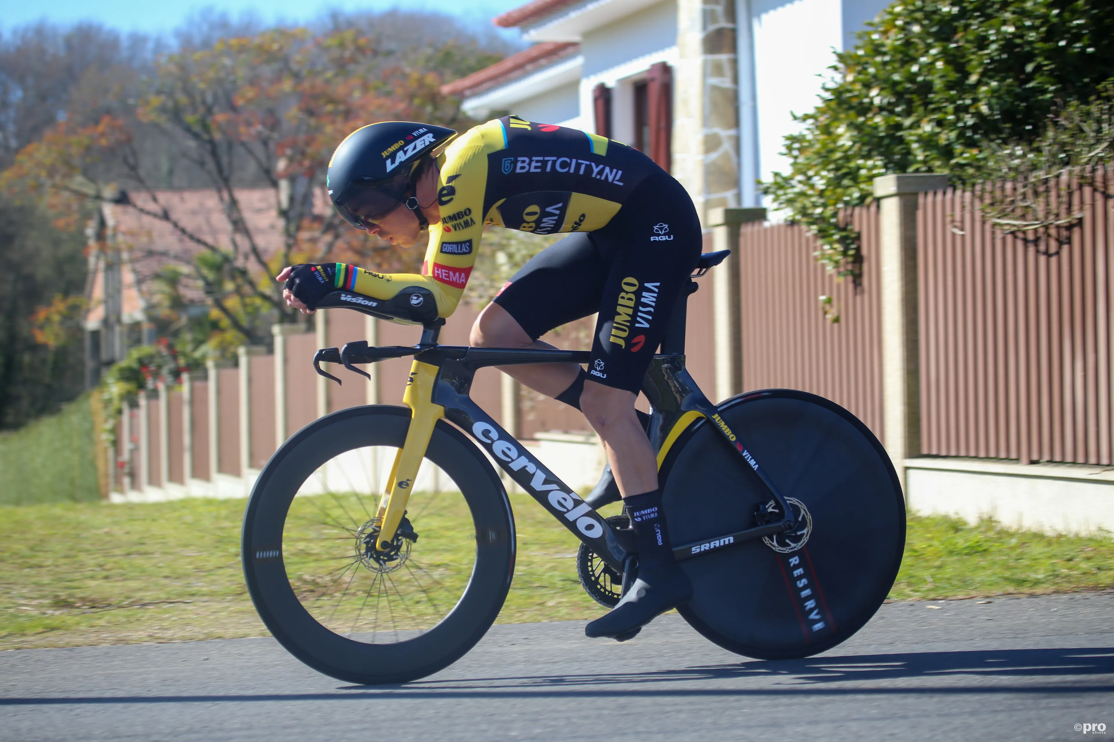 copyright proshots 20042557 63fe4c2f9cf23