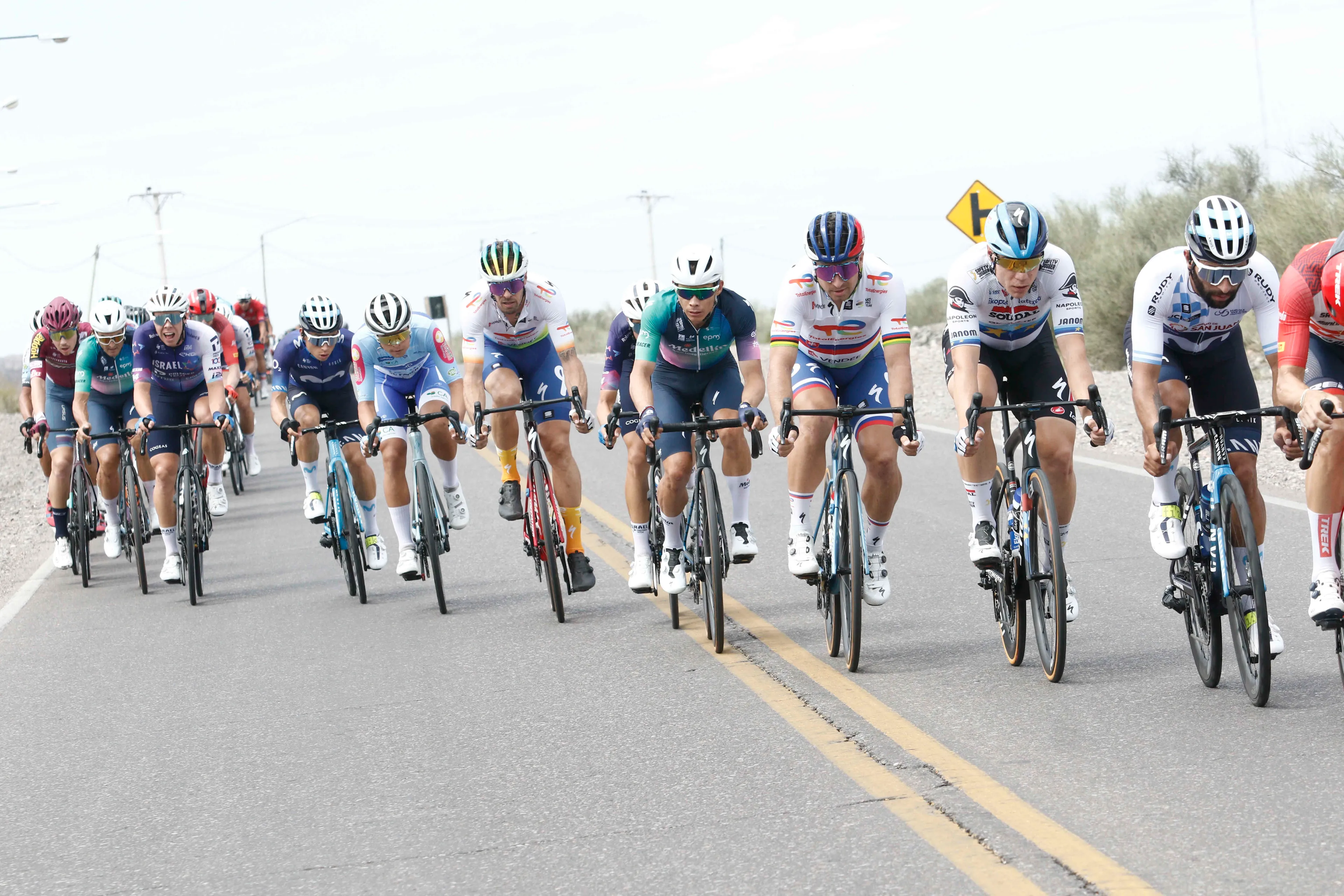 Flanders-Classics schließen sich Berichten zufolge 8 WorldTour-Teams in dem von Saudi-Arabien unterstützten Projekt ONE Cycling" an, das 2026 starten soll