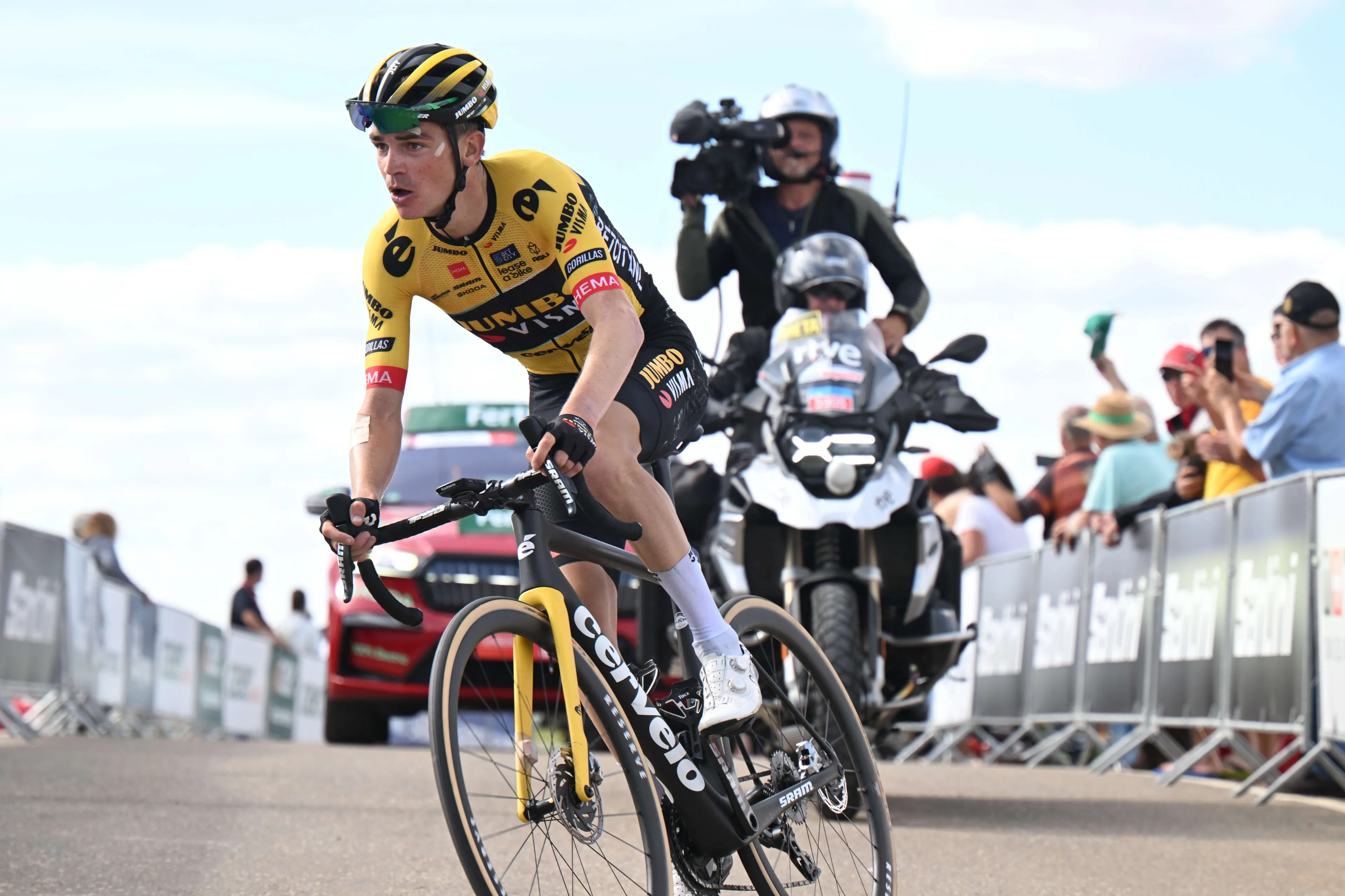 "Ich habe mich gequält, um Jan Tratnik vorne zu halten" - Sepp Kuss setzt guten Saisonstart mit Platz 6 bei Clásica Jaén Paraiso Interior 2024 fort