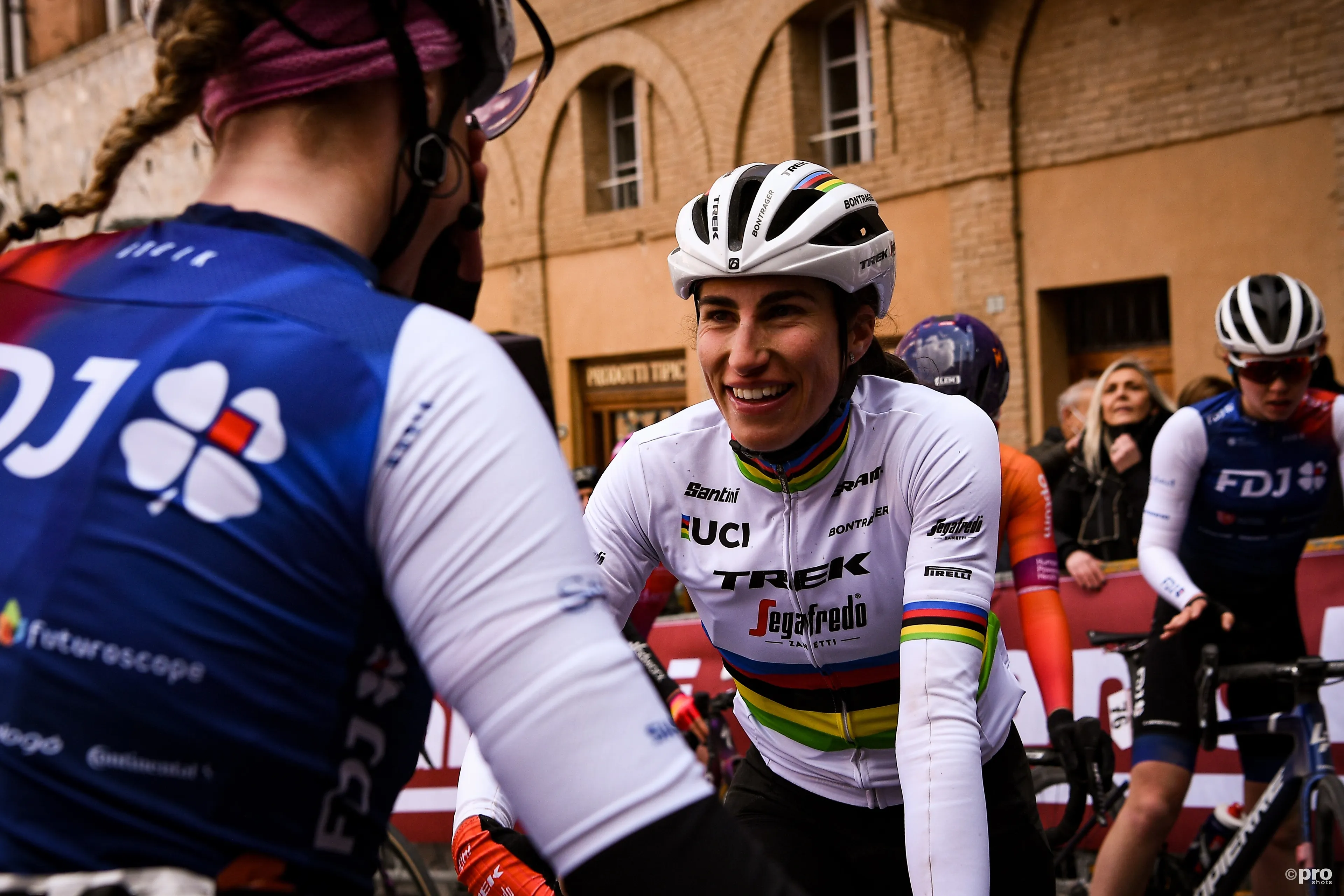 "Ich habe mich für Marianne Vos entschieden, die für mich die Beste in solchen Situationen ist" - Elisa Balsamo über ihren ersten Saisonsieg bei der Setmana Valenciana 2024