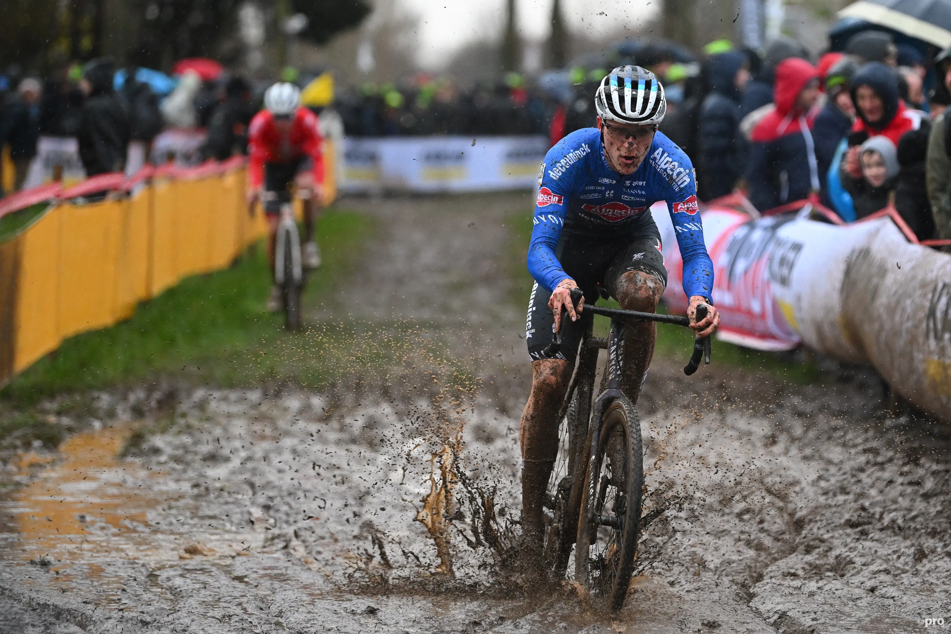 "Die Tatsache, dass ich jetzt hier gewinne, zeigt, dass ich auf dem richtigen Weg bin" - Niels Vandeputte feiert den seltenen Sieg in Lille