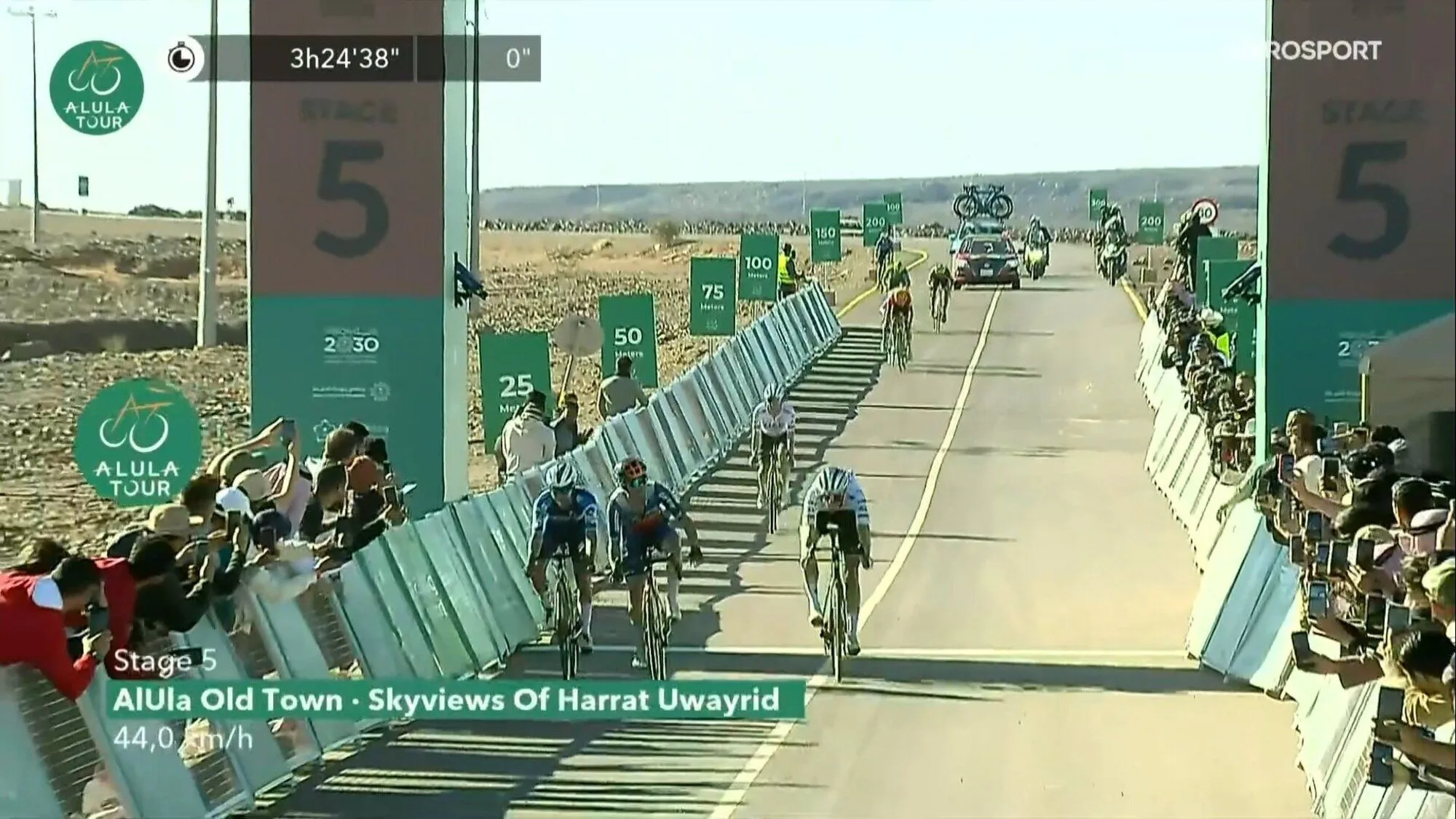 VIDEO: Dramatischer 4er-Sprint auf der 5. Etappe entscheidet über den Gesamtsieg der AlUla Tour