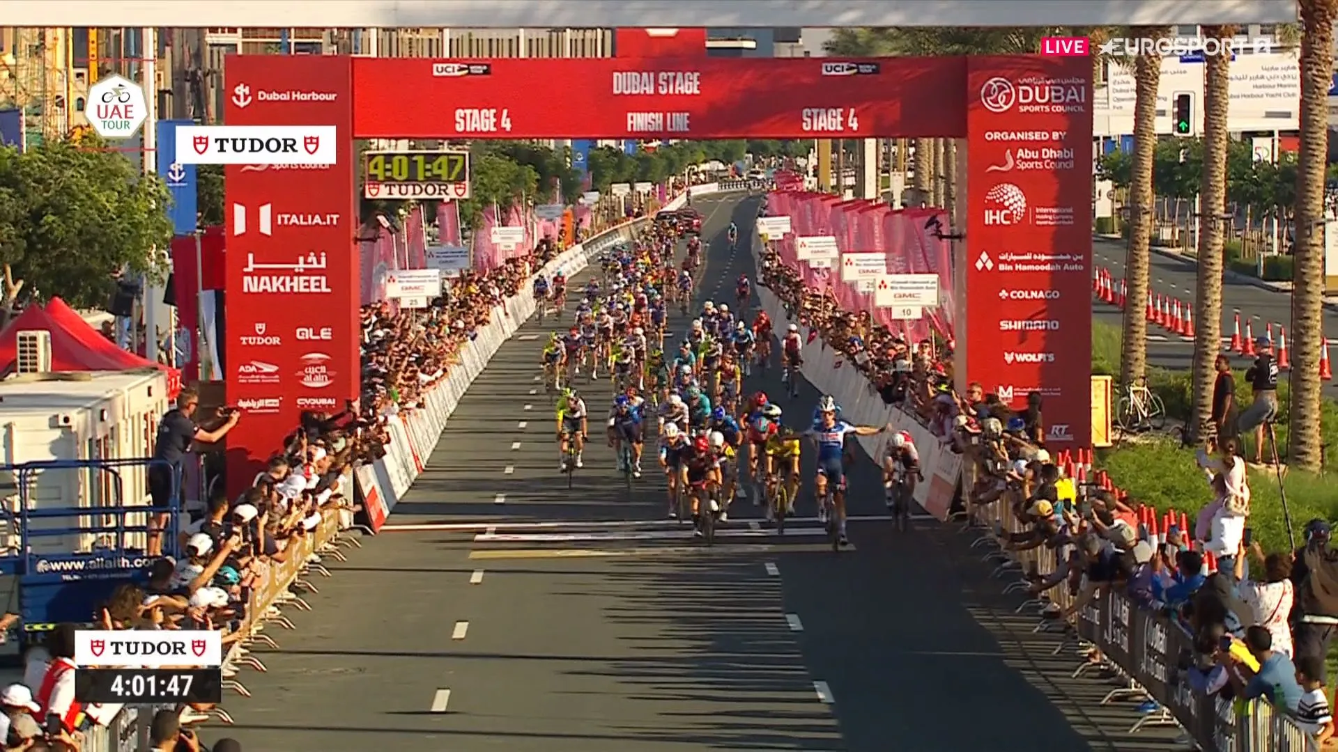 Doppelsieg für Tim Merlier bei der UAE Tour 2024; der Belgier besiegt Arvid de Kleijn und Olav Kooij; Phil Bauhaus wird achter