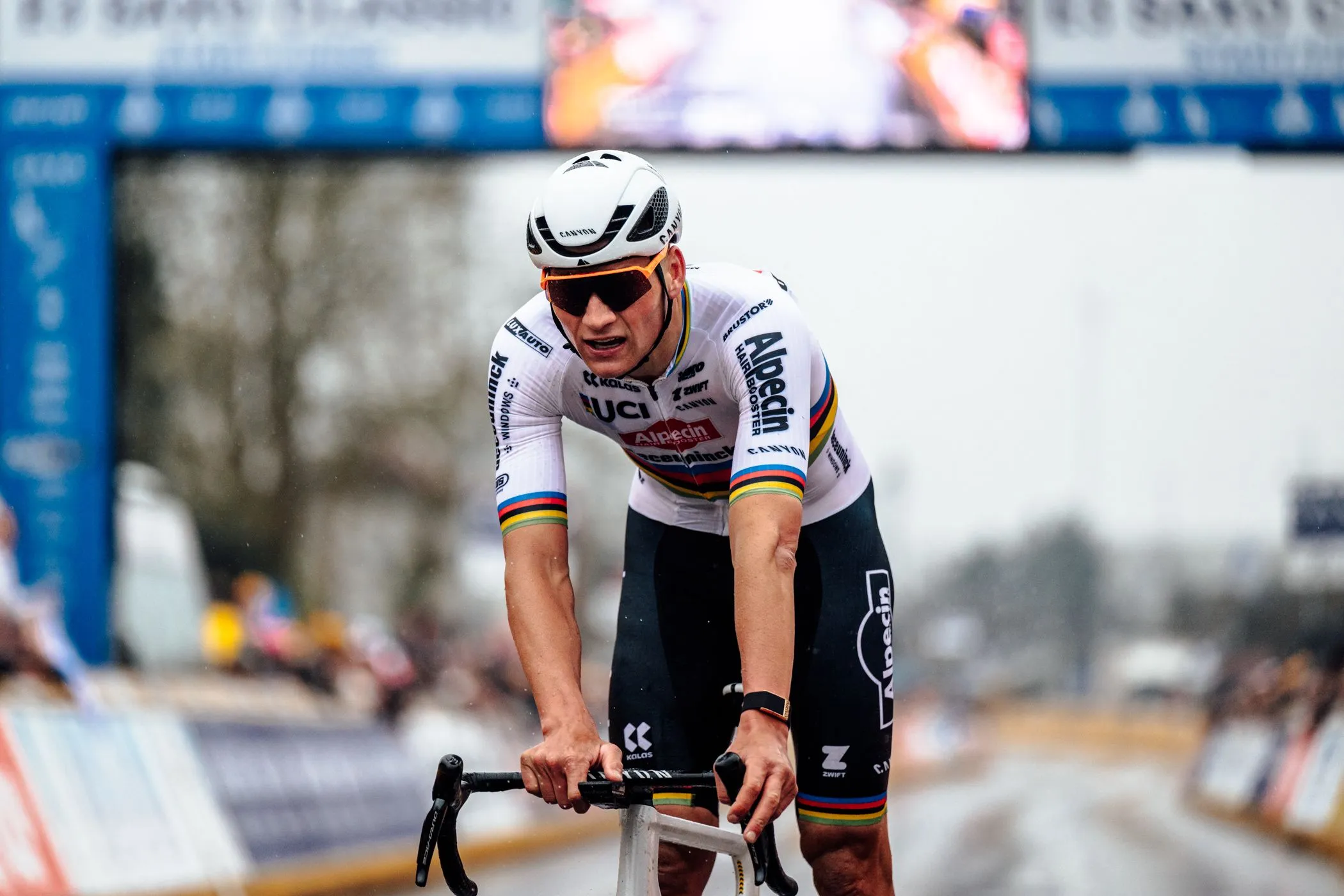 Mathieu van der Poel könnte mit Merckx, Boonen und Sagan gleichziehen, wenn er die Flandern-Rundfahrt 2024 gewinnt