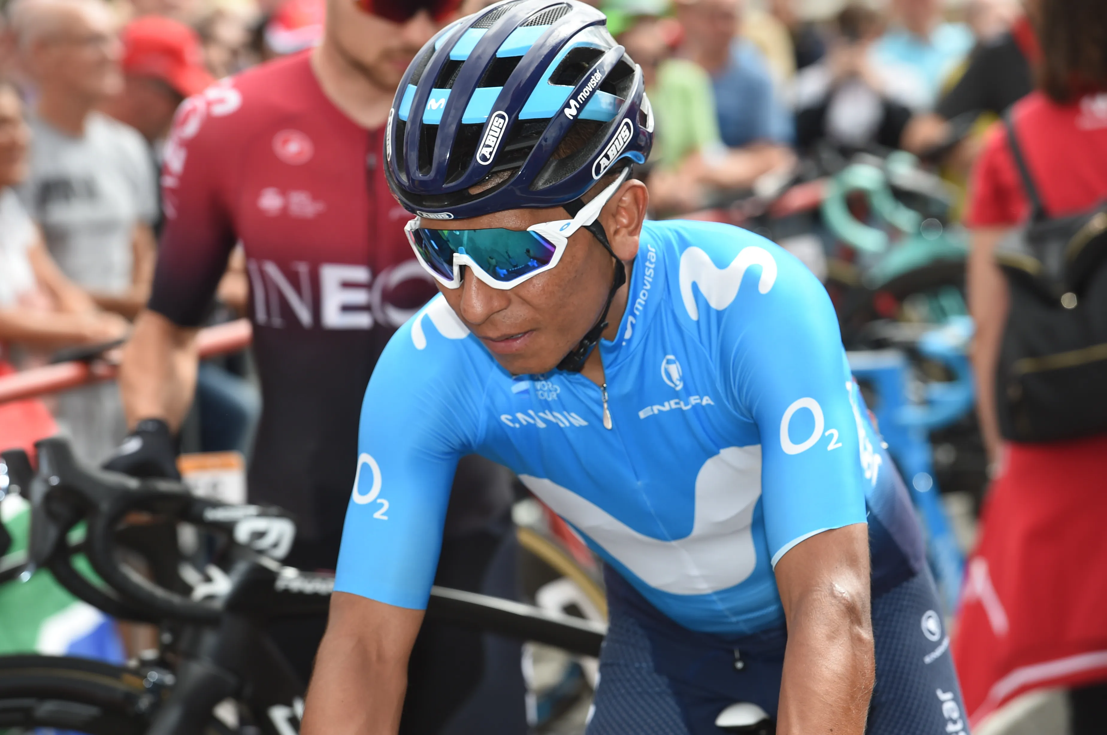 VIDEO: Nairo Quintana trainiert bereits ohne Armschlinge auf der Straße