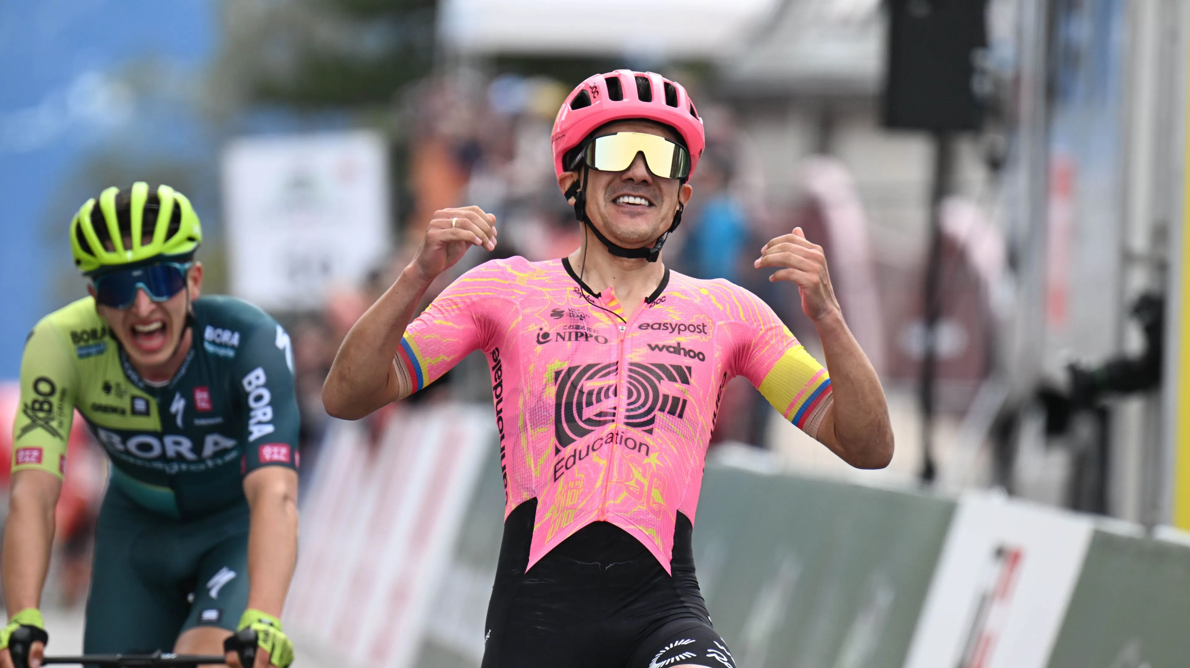 Richard Carapaz holt ersten WorldTour Sieg seit dem Wechsel zu EF Education-EasyPost - "Ich bin diesen Anstieg auch schon 2017 gefahren."