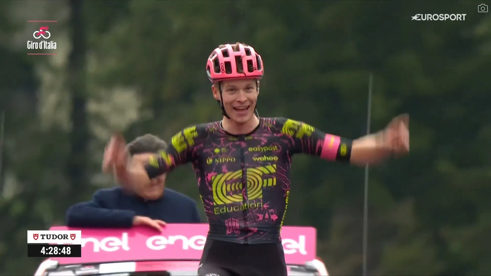 "Am Start dachte ich mir: 'Verdammt! Ich habe heute gute Beine'" - Georg Steinhauser krönt starkes Grand Tour-Debüt mit erstem Etappen-Sieg