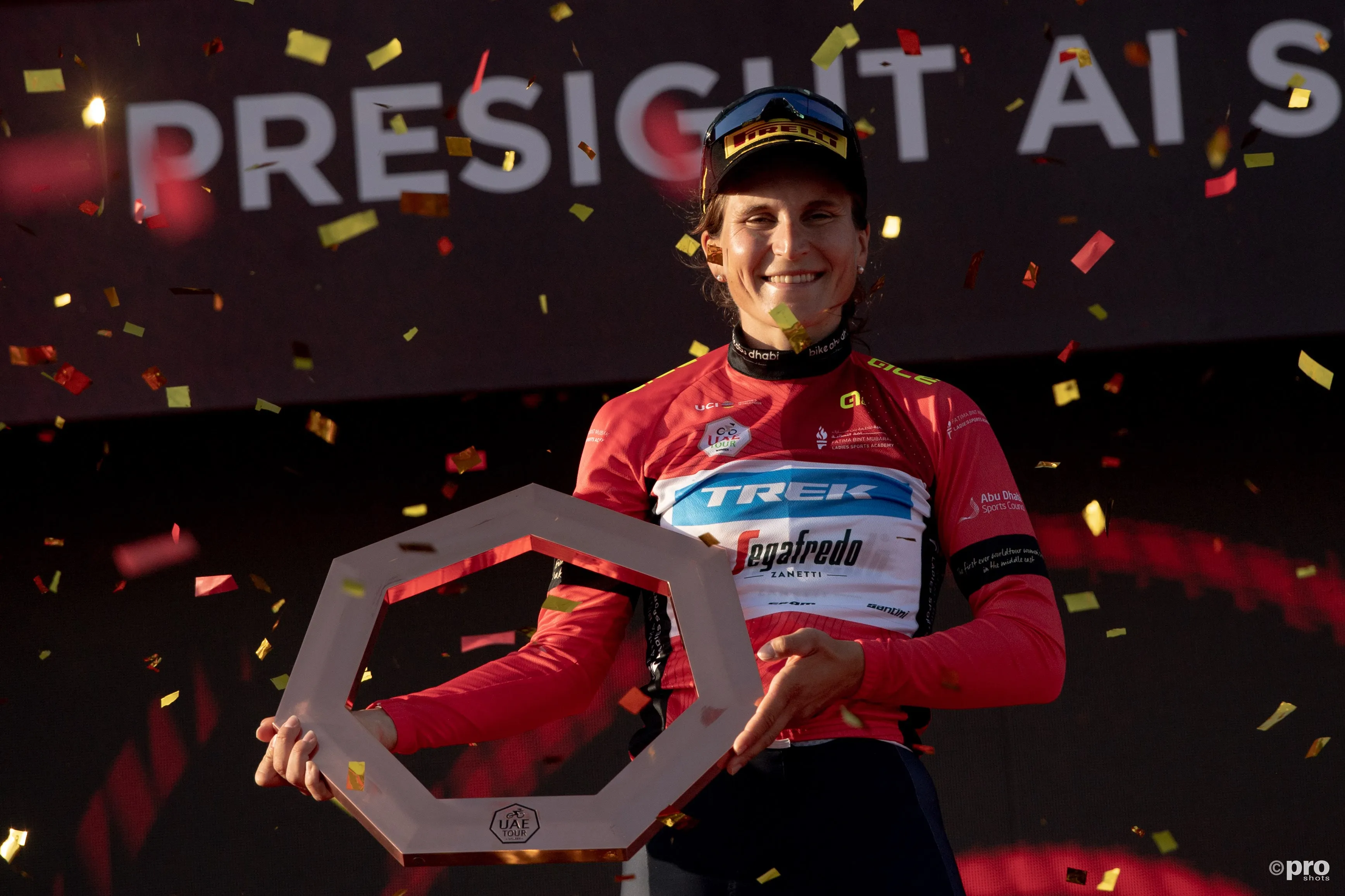 Elisa Longo Borghini setzt die Tour de France hinter den Giro d'Italia auf ihren Wunschzettel für 2025, "weil ich mein Heimrennen so liebe".