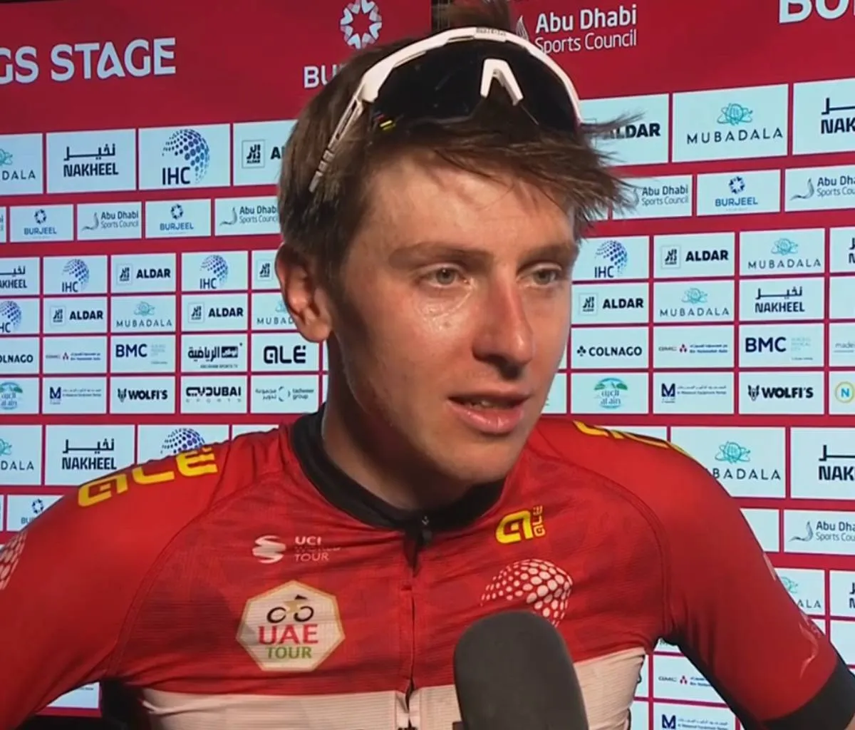"Ich wollte mich nicht überraschen lassen" - Tadej Pogacar reitet auf dem Jebel Hafeet fast ganz allein zum Sieg bei der UAE-Tour