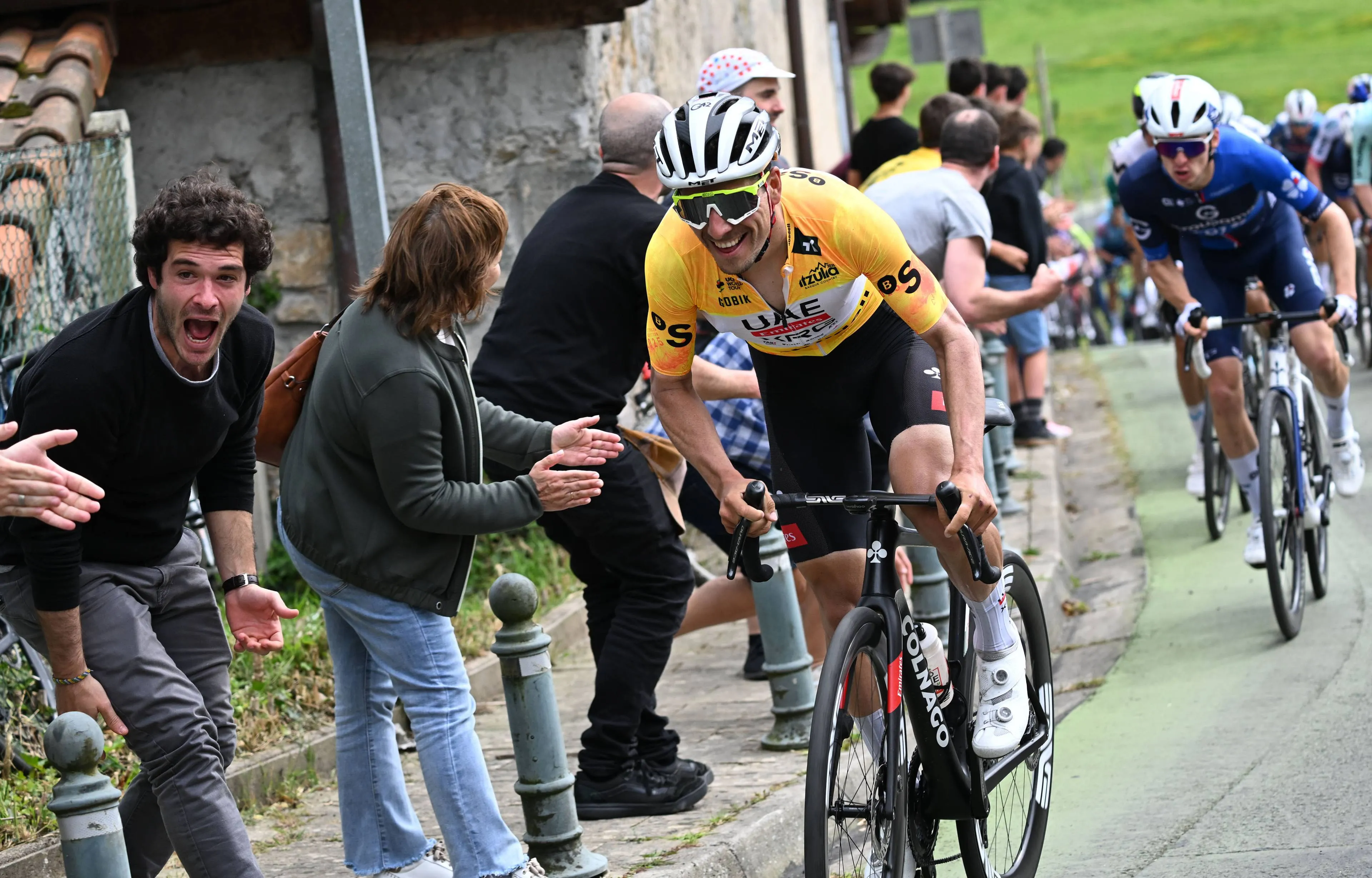 "Ich war schon am Limit“: Joao Almeida sichert sich Etappensieg bei der Baskenland-Rundfahrt nach perfekter Woche