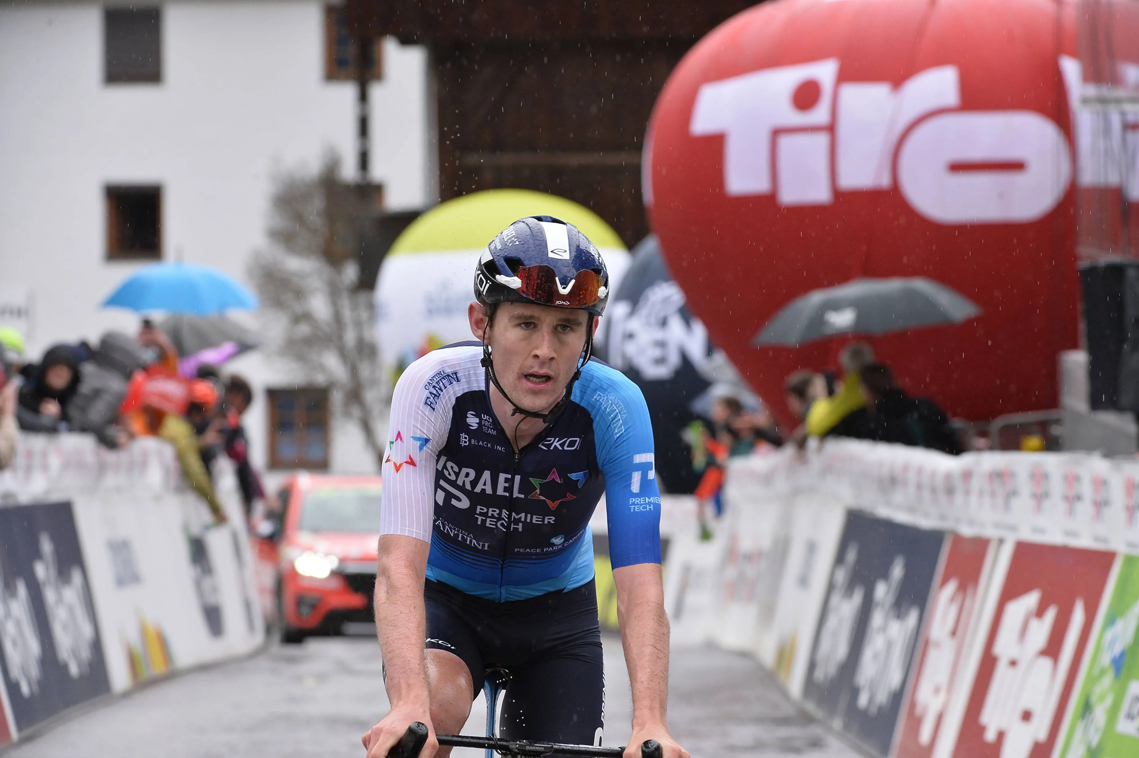 "Ich konnte das letzte Stück nicht mehr aufholen" - Derek Gee, Zweiter auf einer epischen Tour of the Alps-Etappe