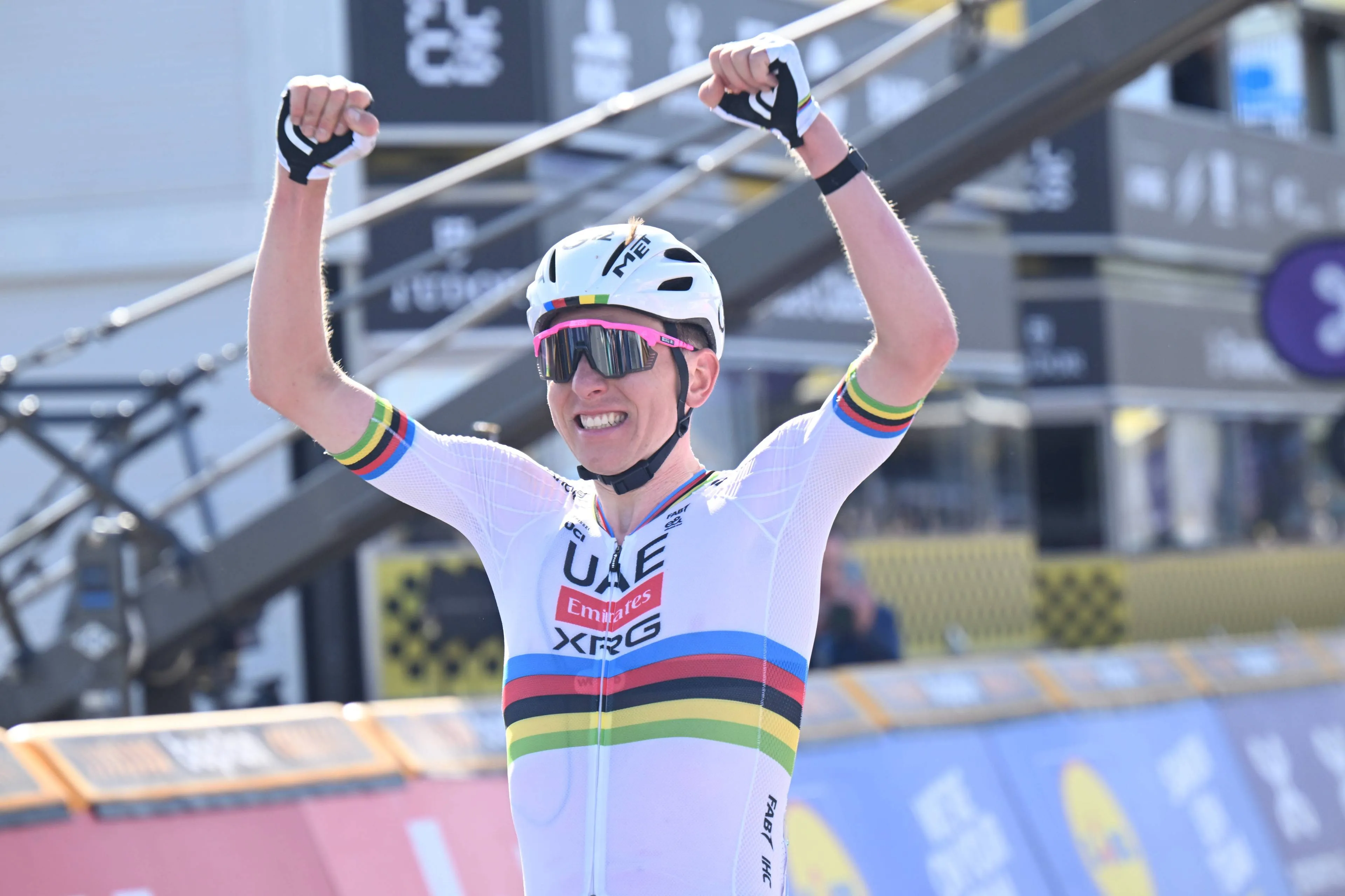 "Es würde mich sehr überraschen, wenn er die anderen übertreffen würde“ – Tadej Pogacar 30 kg leichter als der ehemalige Paris-Roubaix-König