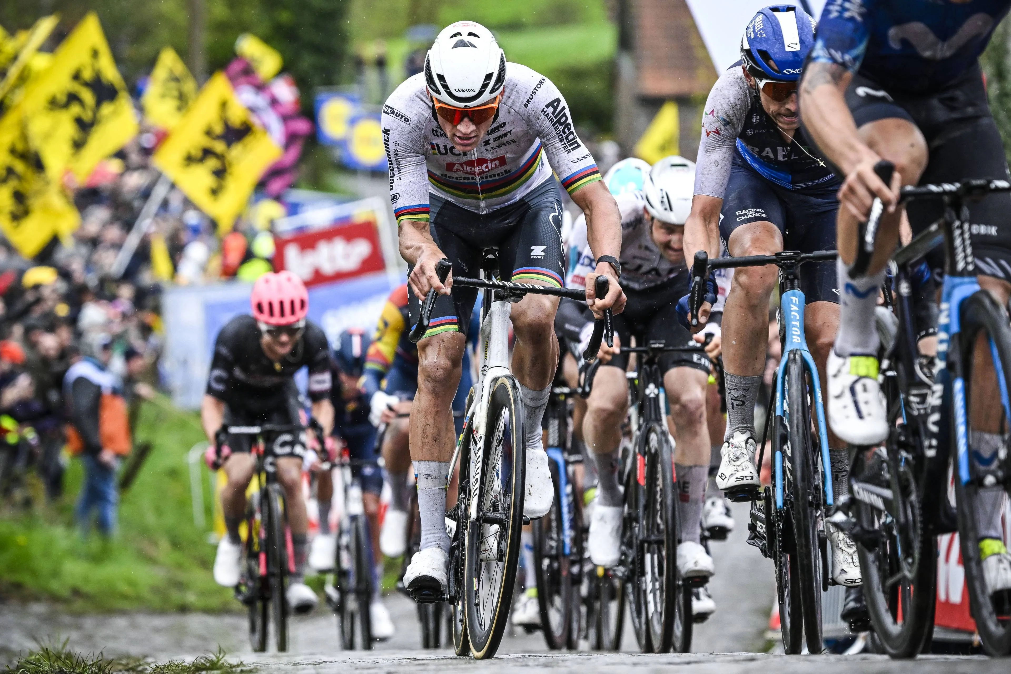 ANALYSE | Von Merckx bis van der Poel und Pogacar: Eine Reise durch die Geschichte, Legenden und Bedeutung der Flandern-Rundfahrt