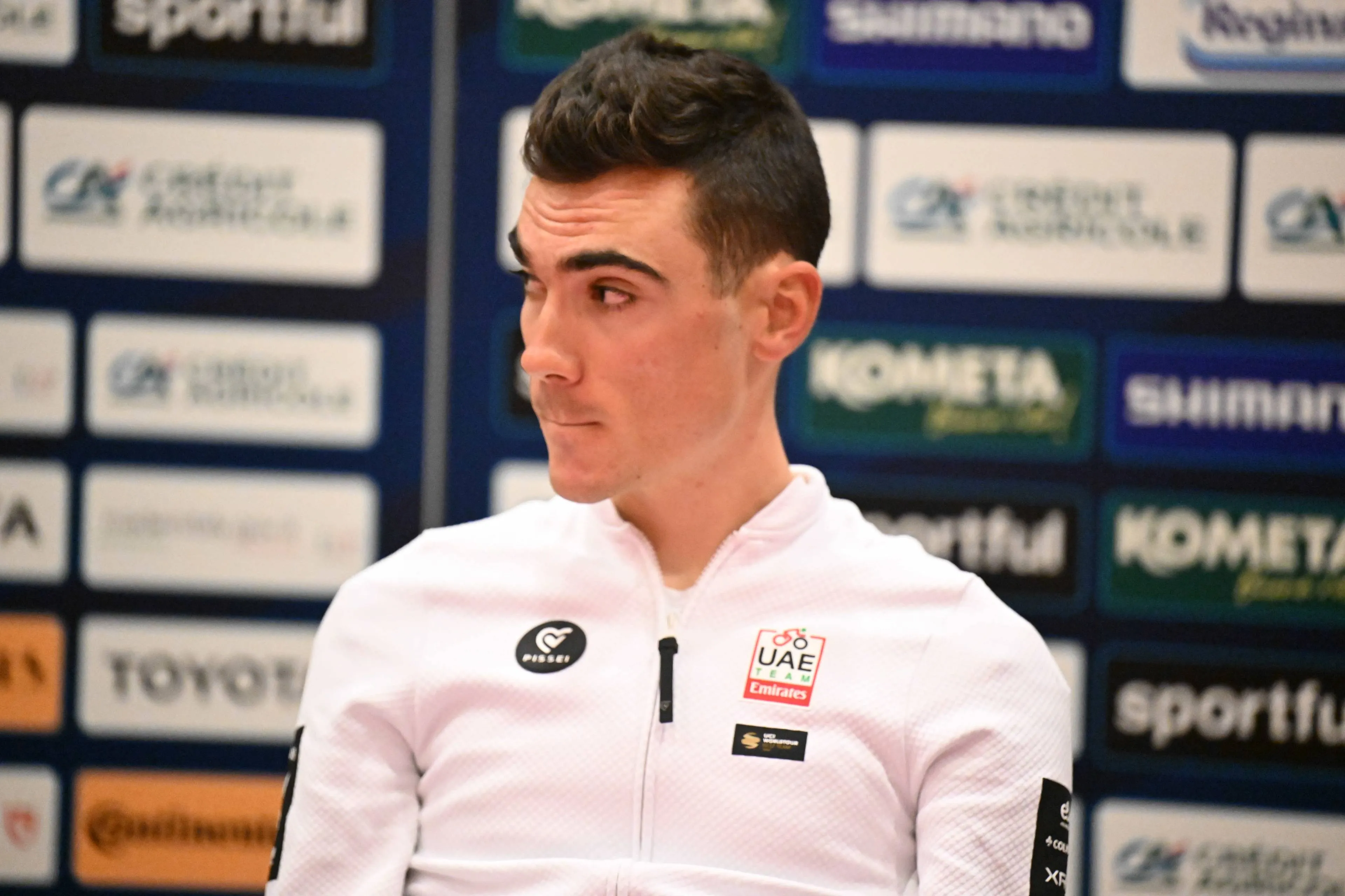 Ayuso greift nach Rosa: Vom Schatten Pogacars ins Rampenlicht des Giro d’Italia