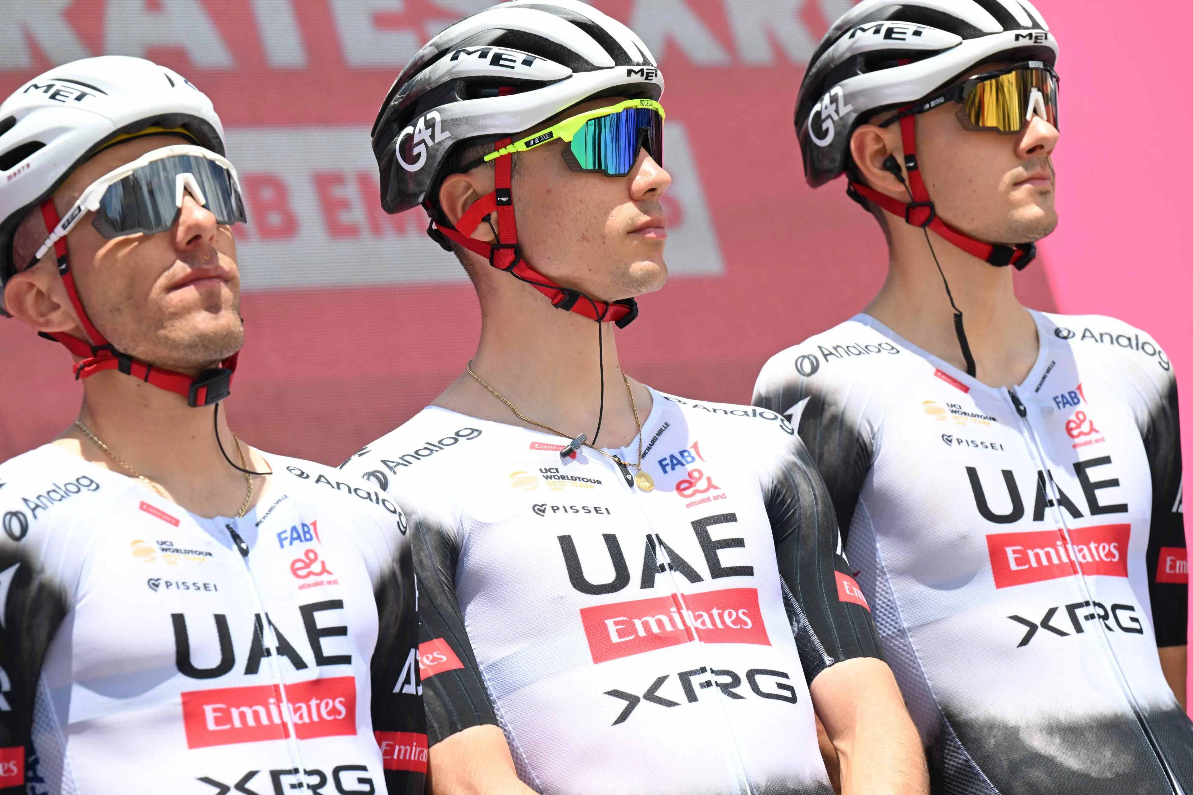 "Fünf UAE-Fahrer können in die Top 20“: Sportdirektor warnt die Konkurrenz beim Giro