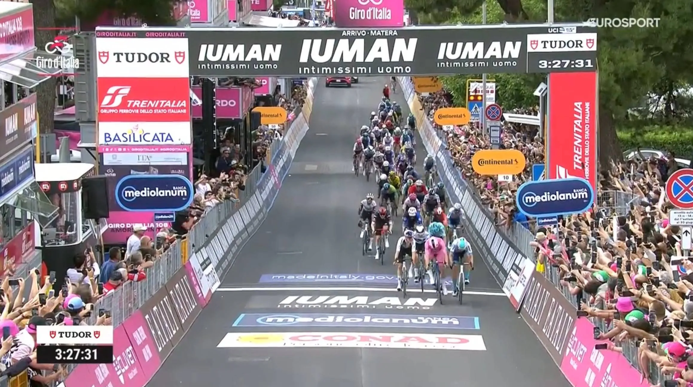 Giro d’Italia 2025, Etappe 5: Mads Pedersen dominiert – Dritter Sieg im fünften Akt