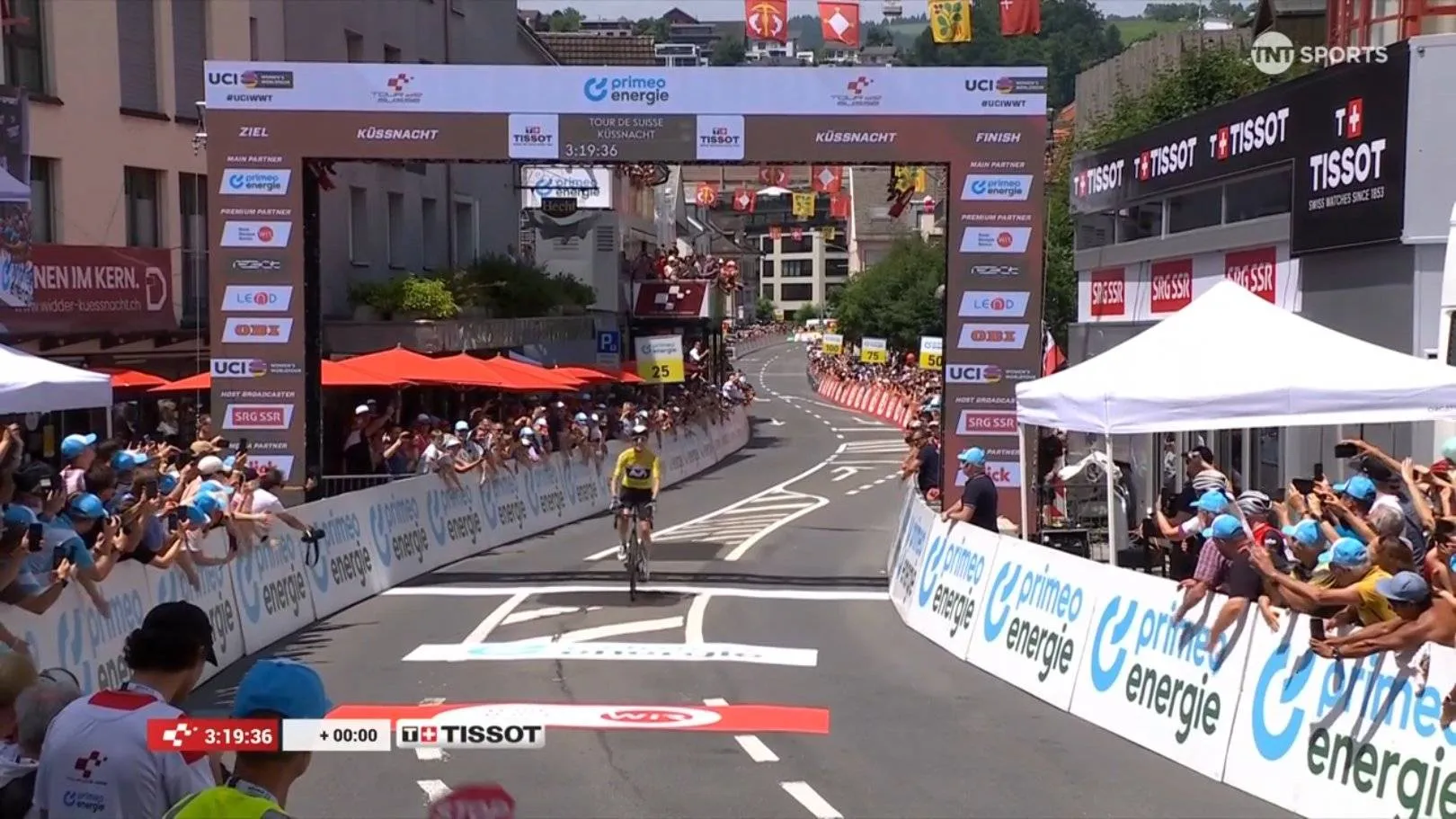 Reusser triumphiert doppelt bei der Tour de Suisse Women – Vollering bricht überraschend ein
