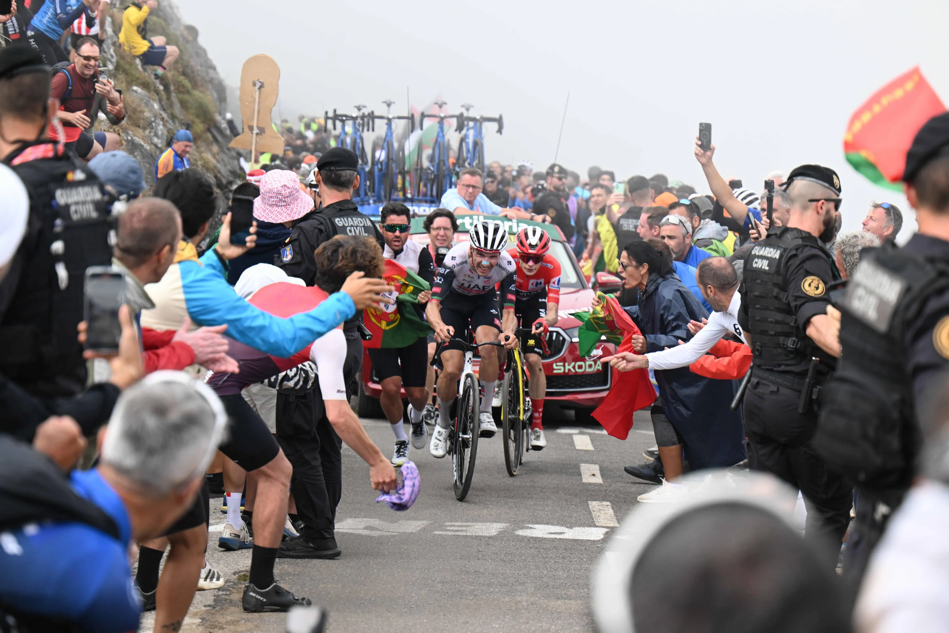 Pedro Delgado über Joao Almeidas Triumph am Angliru: „Das Rennen ist lebendiger denn je“