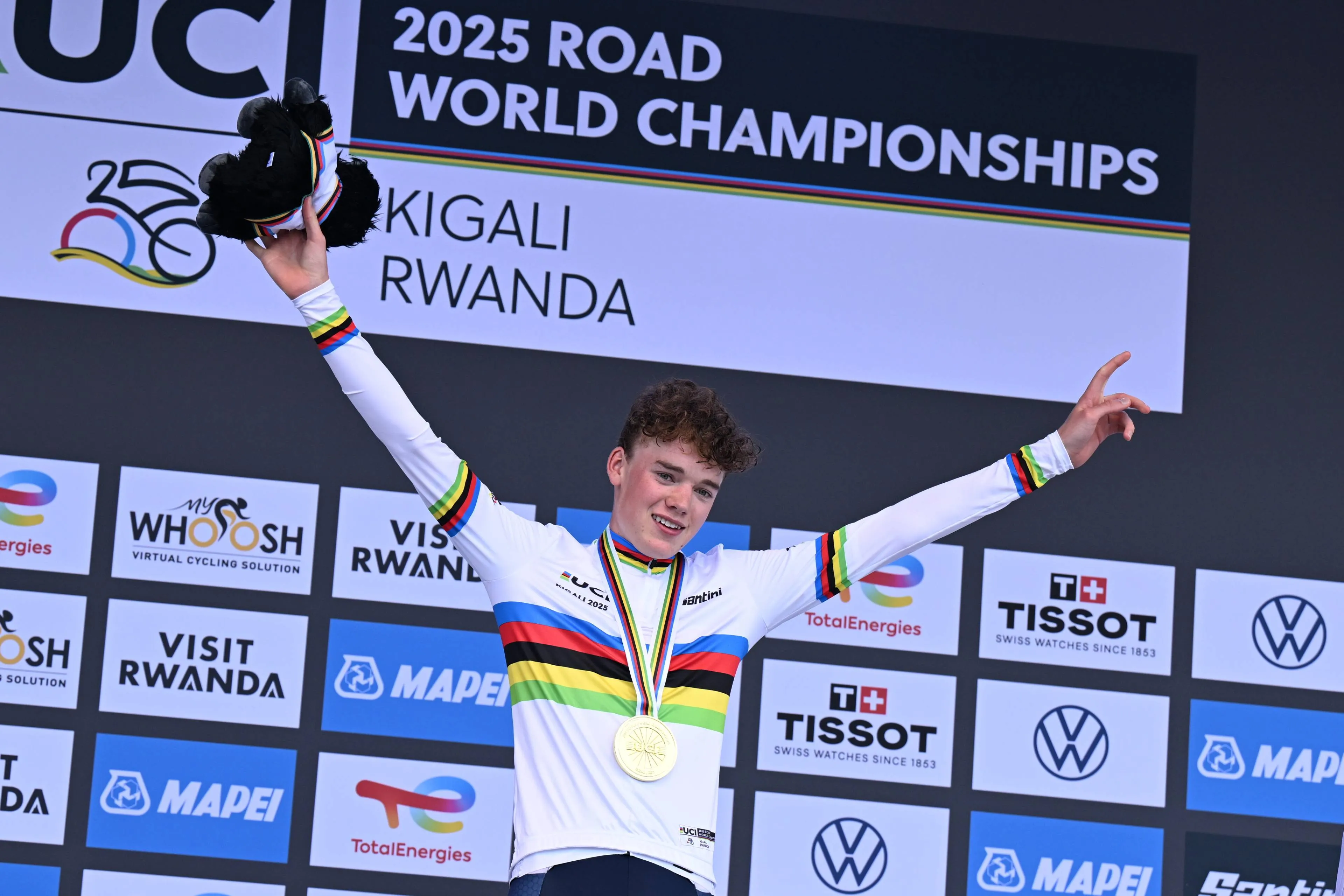 „Ich hätte nie gedacht, dass ein 35-Kilometer-Solo drin ist“ – Hudson holt Junioren-WM in Kigali