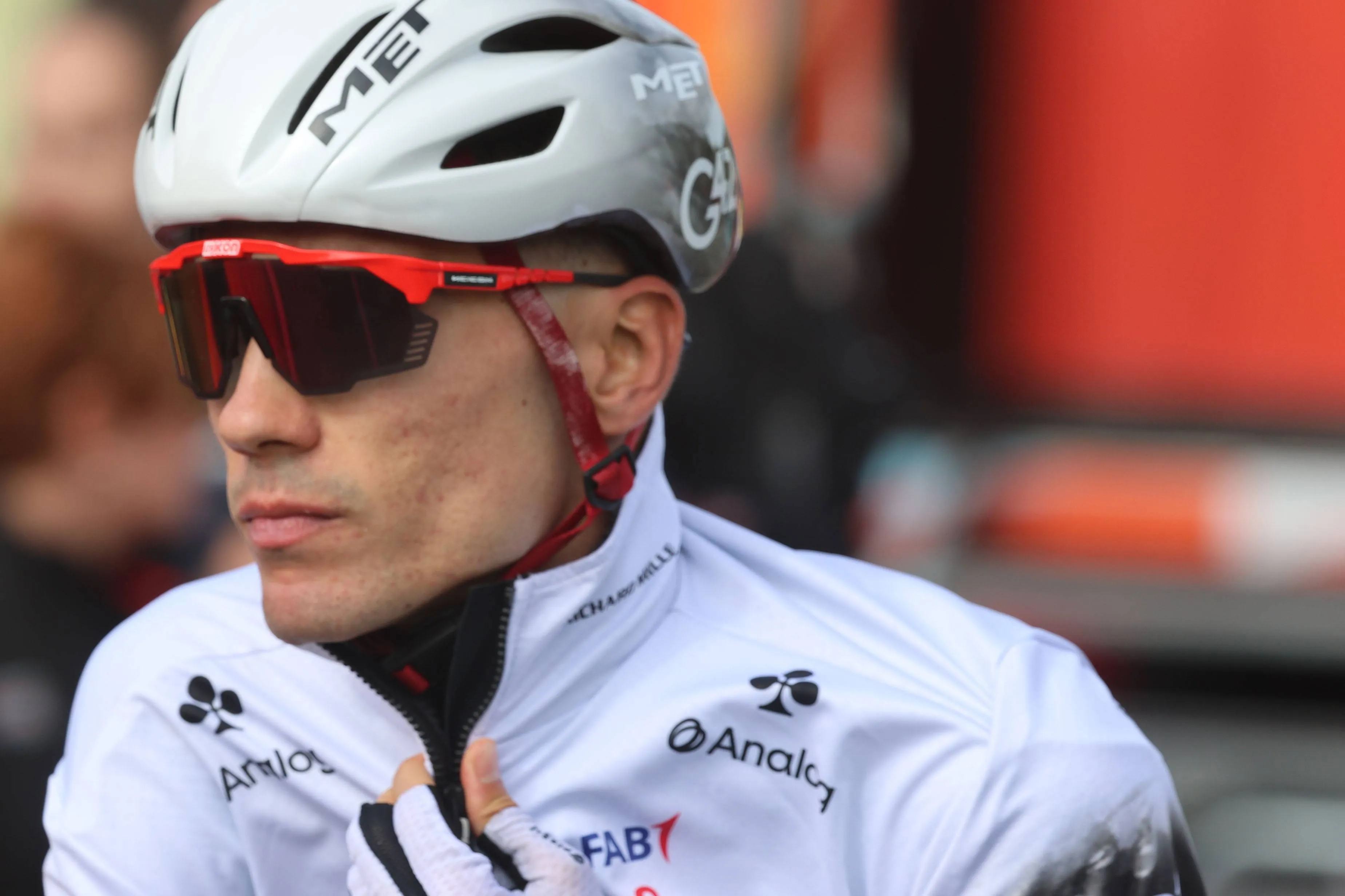 „Ich bin nicht einverstanden mit dem, was er gesagt hat“ – Matxin bestätigt, dass Ayuso nach der Vuelta nicht mehr für das UAE Team Emirates - XRG fahren wird