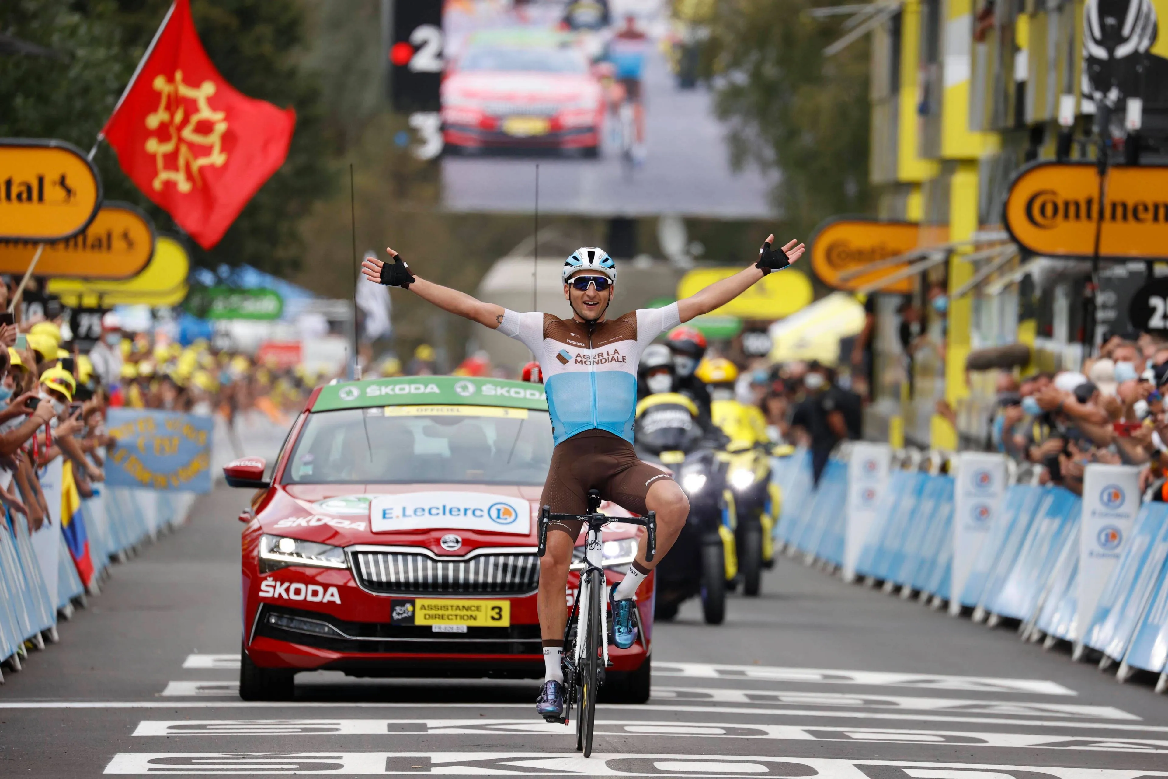 2 World Tour-Fahrer geben ihren Rücktritt im Alter von 31 und 32 Jahren bekannt - darunter ein ehemaliger Tour de France-Etappensieger