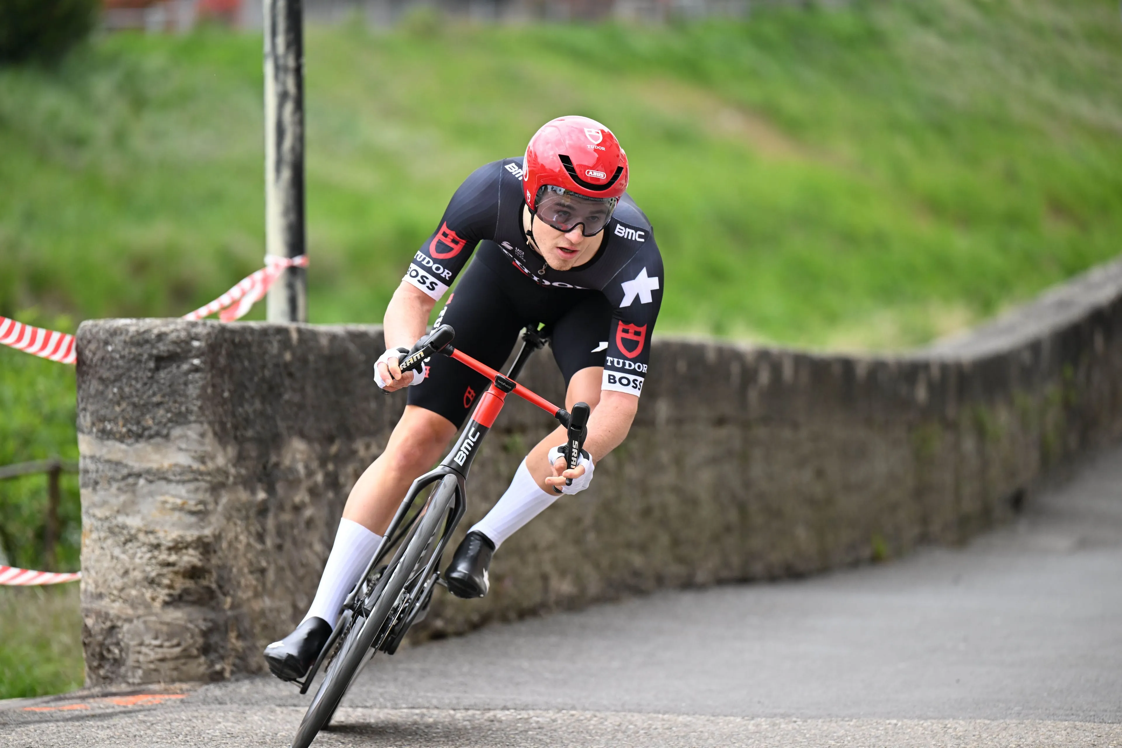 „Es war eine Überraschung“: Tudor befördert Maikel Zijlaard nach seinem Durchbruch 2025 vom Anfahrer zum Sprinter