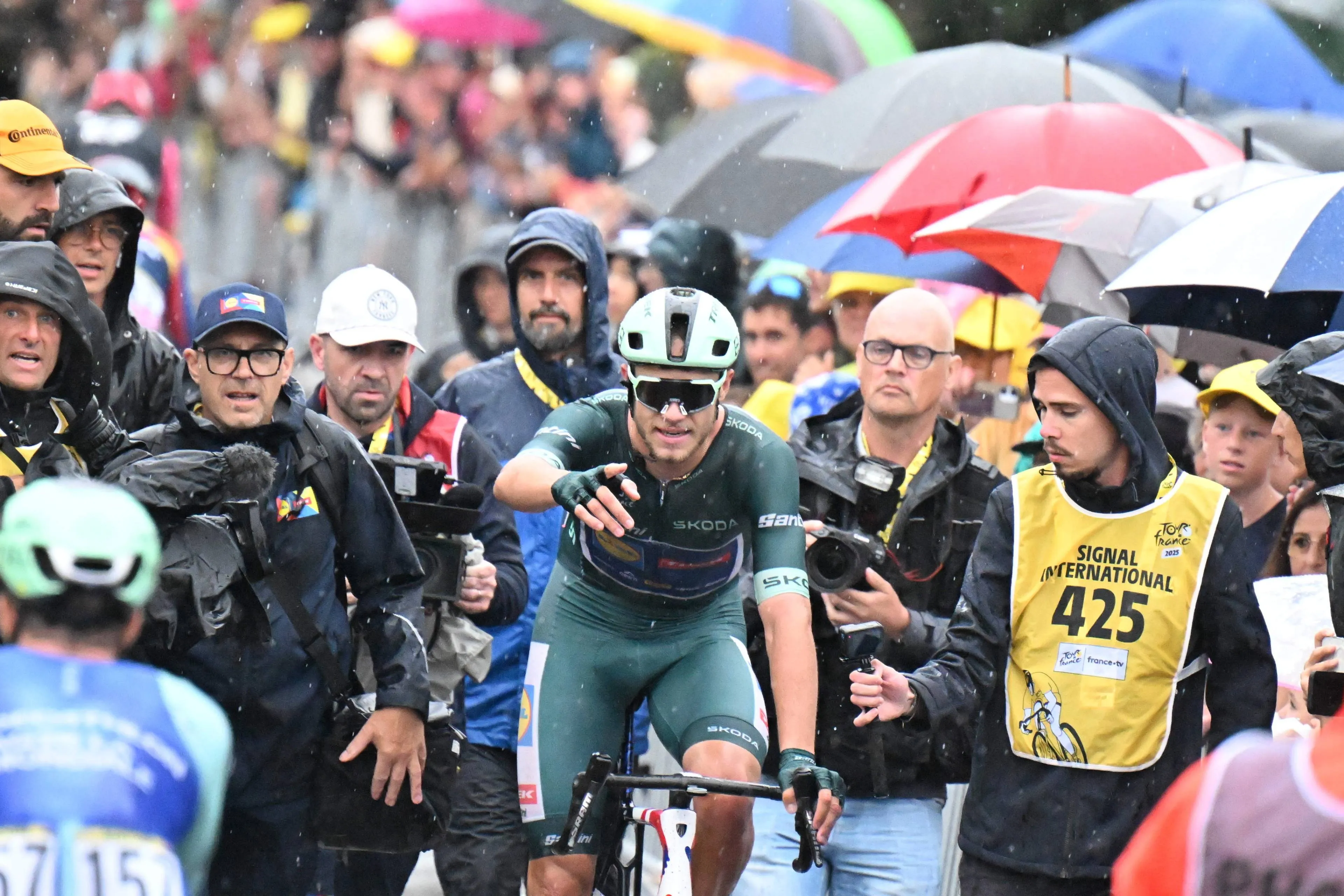 „Wir haben gezeigt, dass wir zu den besten Sprintzügen gehören“ – Jonathan Milan beendet die UAE Tour mit dem dritten Sprintsieg