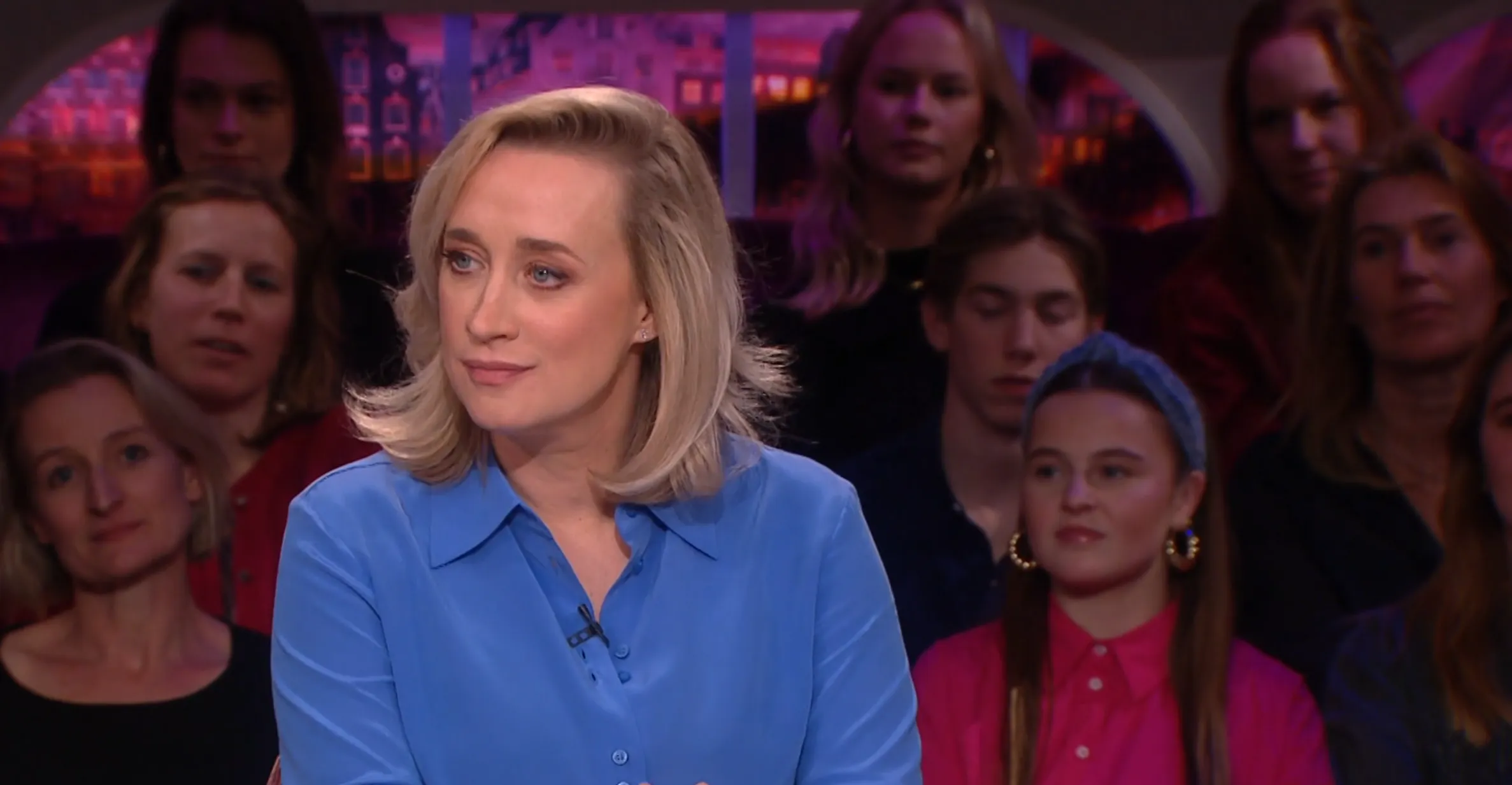 Zoveel geld levert Eva Jinek in aan salaris door terugkeer NPO