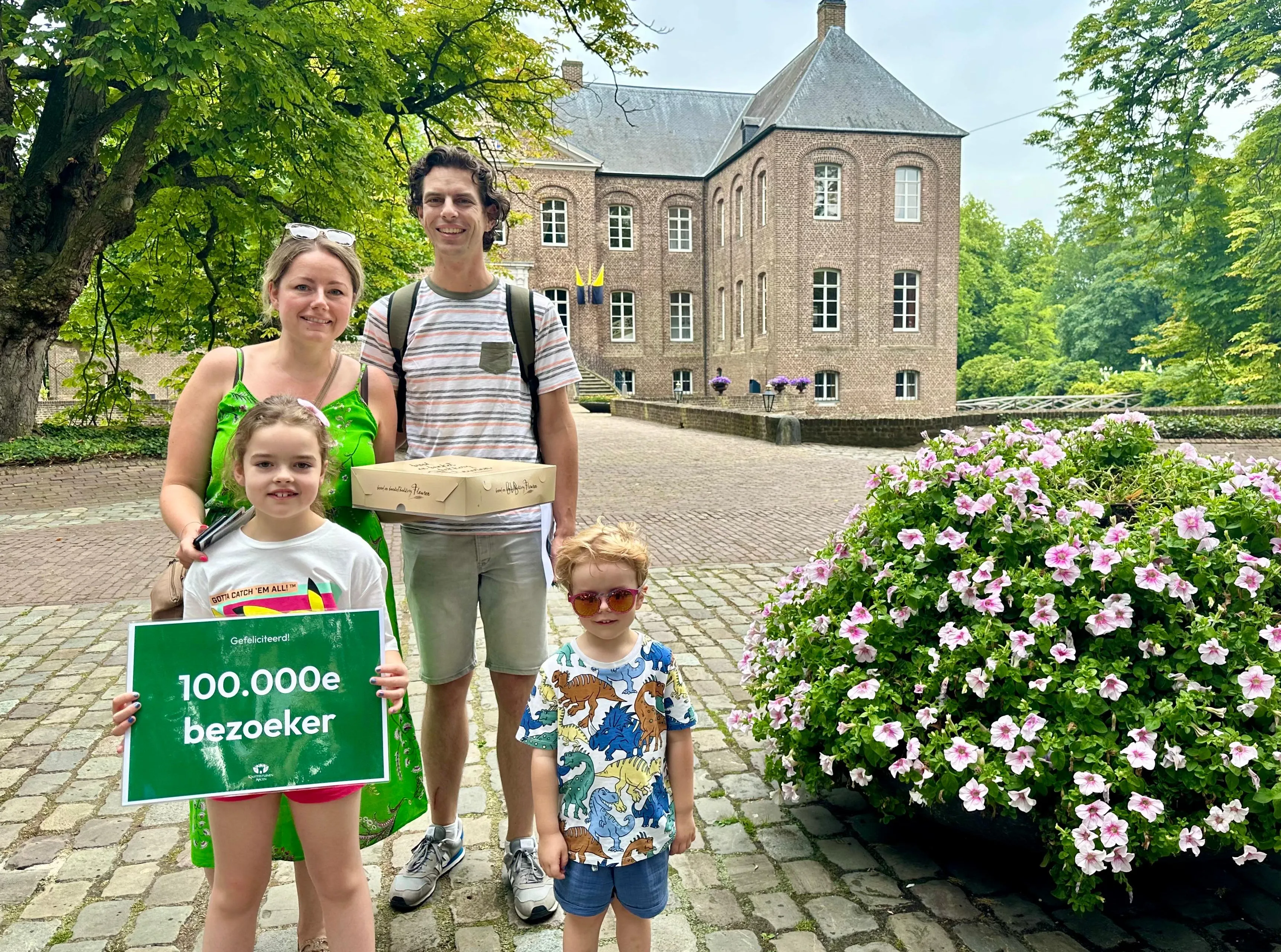 kasteeltuinenarcen 100000e bezoeker