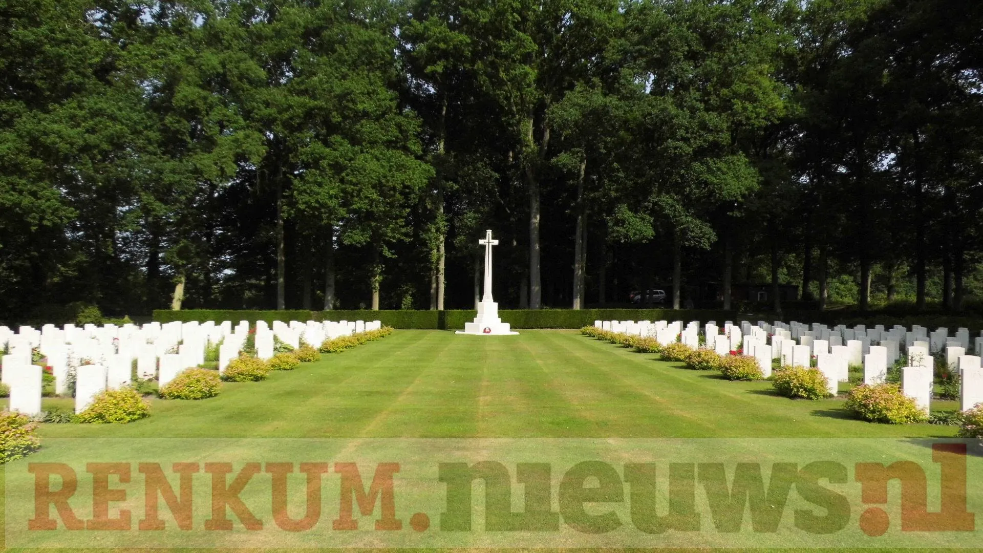 airborne herdenkinsdienst op airborne begraafplaats 10