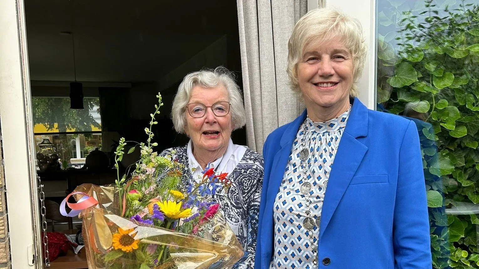 mw duton en de burgemeester van renkum 1