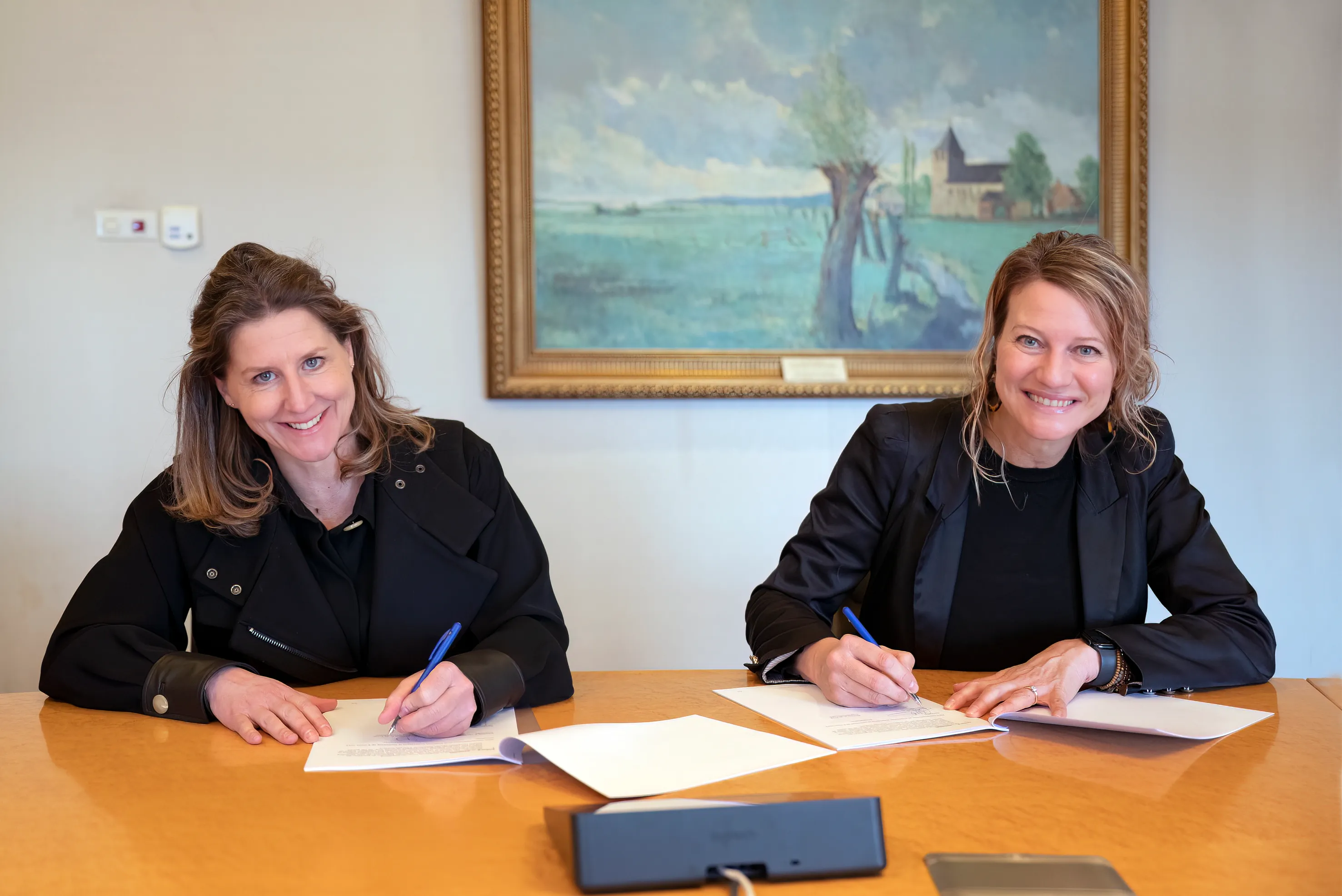 ondertekening intentieverklaring 1