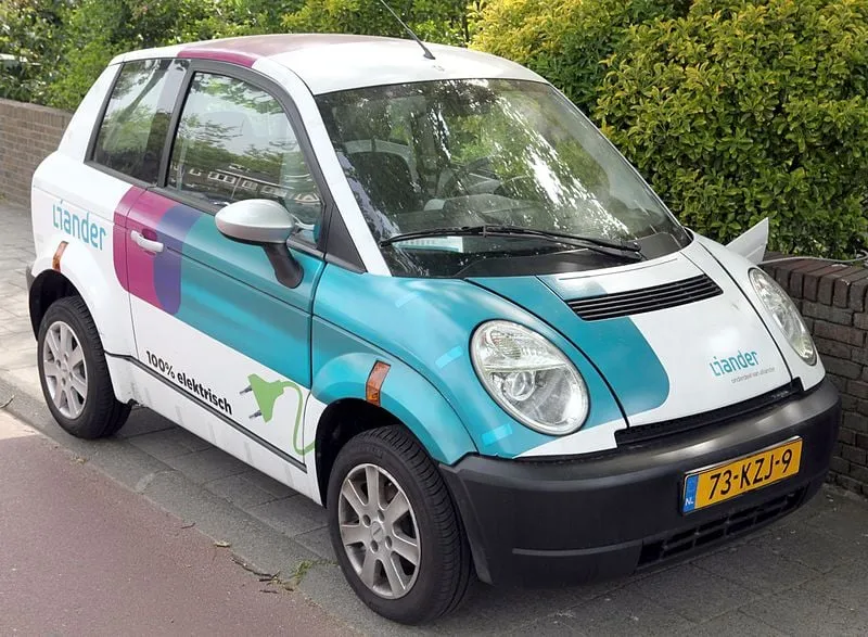 thnk city electric car liander oxyman wikimedia