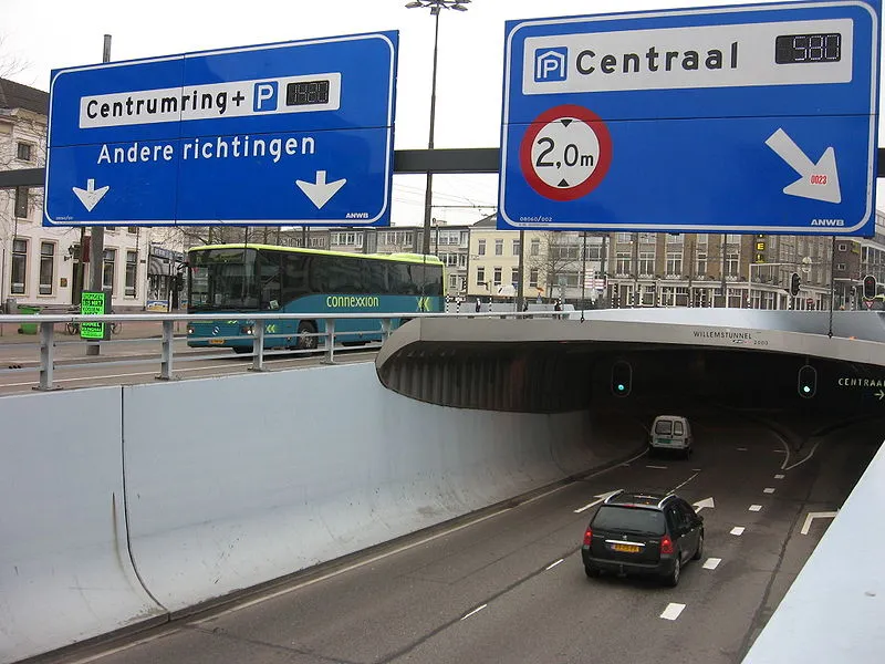 willemstunnel michiel 1972 wikimedia
