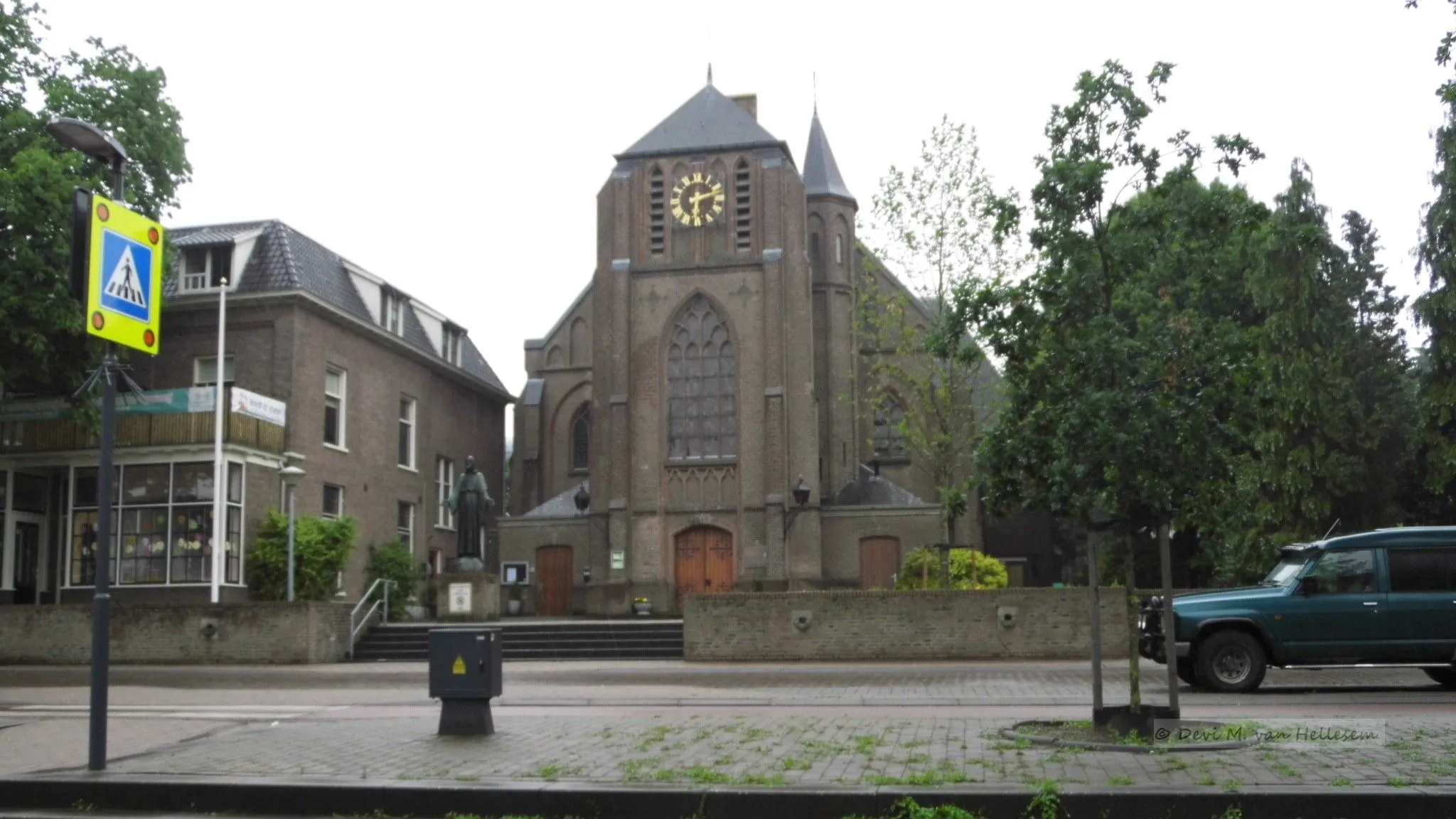 bernardulpuskerk 1