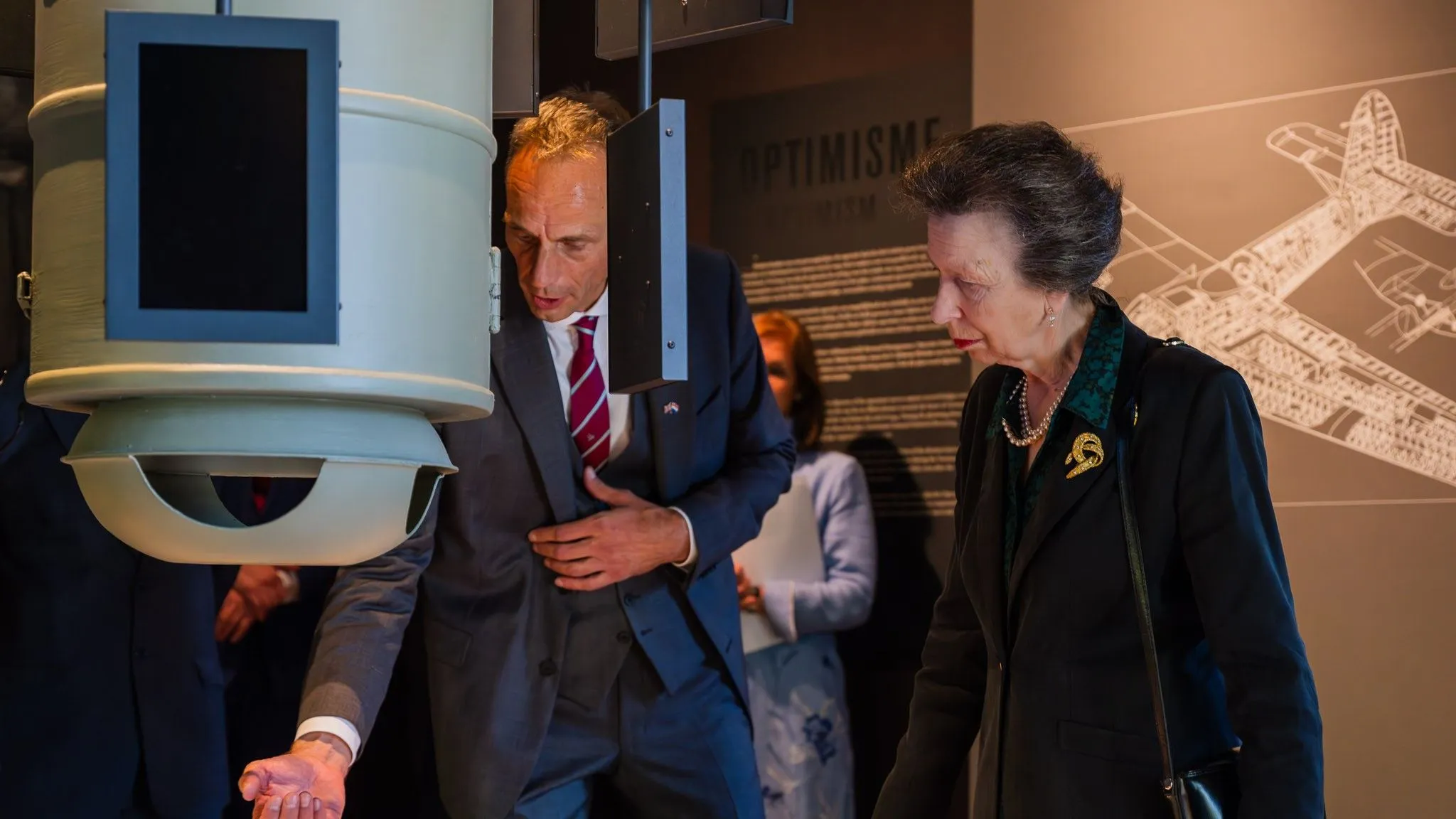 bezoek anne princess royal fotografie daan van oort