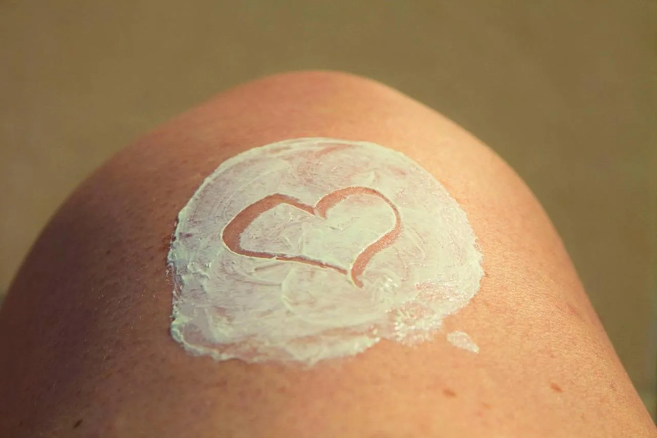sunblock beate pixabay