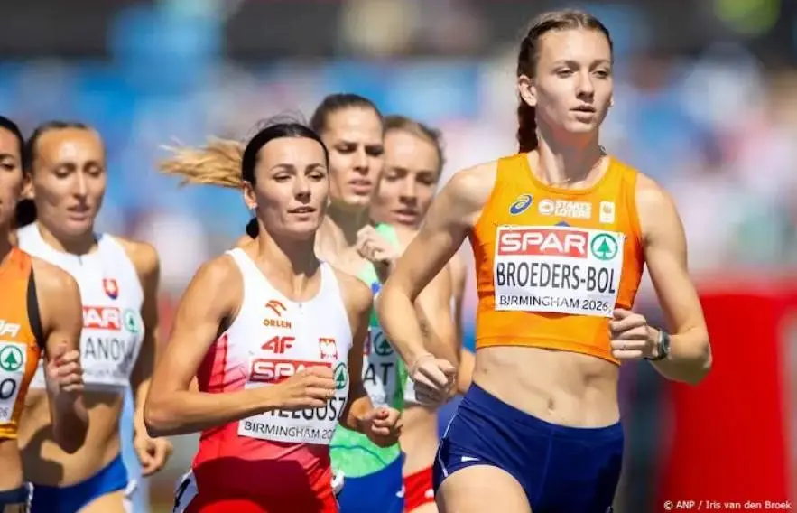 Broeders-Bol soepel naar halve finales bij EK-debuut op 800 meter