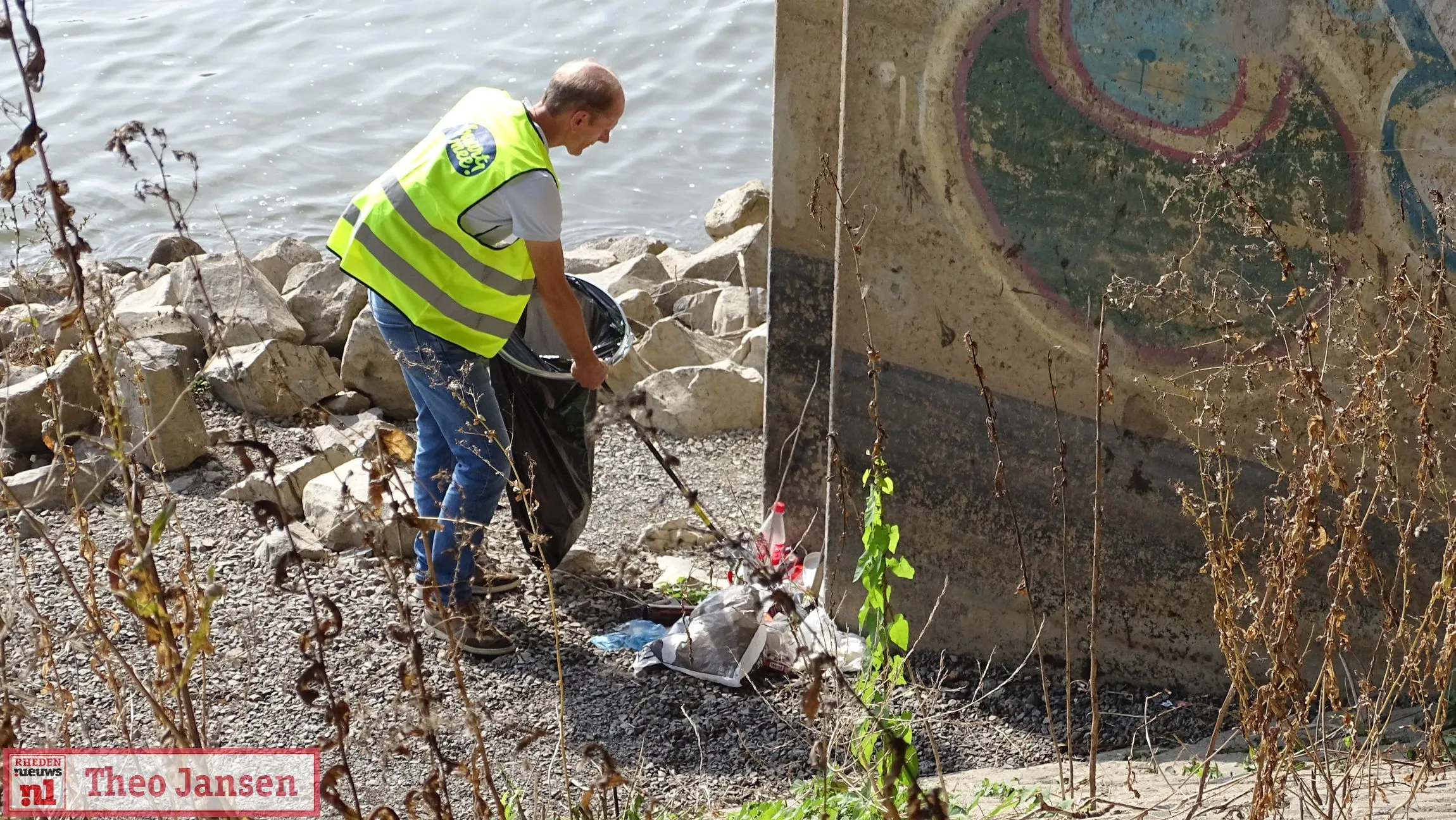 20210918 ijsseloever weer een stuk schoner na world cleanup day 1