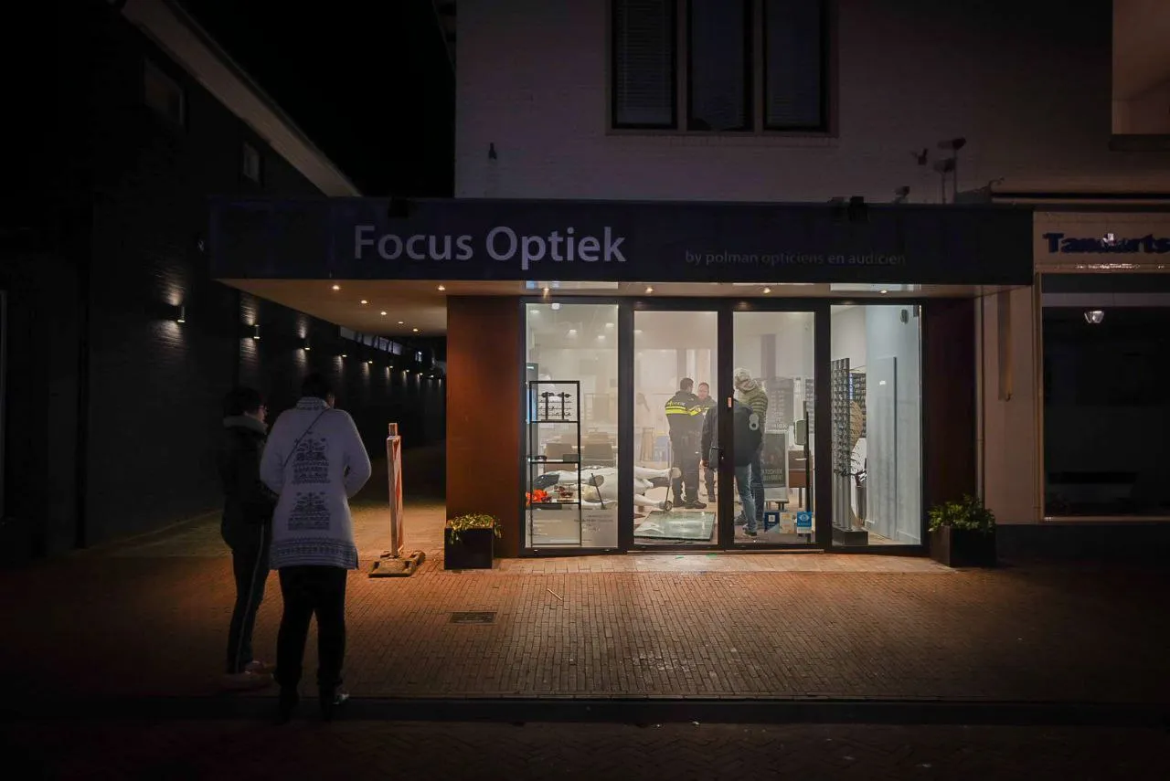 2023 01 22 weer overval op focus optiek te velp roland heitink persbureau heitink 3